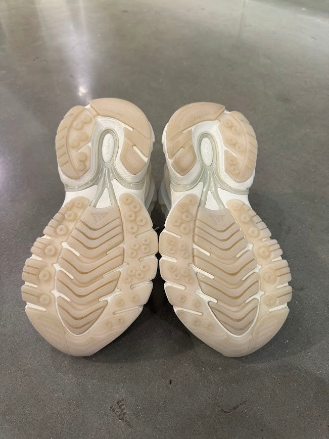 PO Adidas Adistar JellyFish Pharrell Williams White