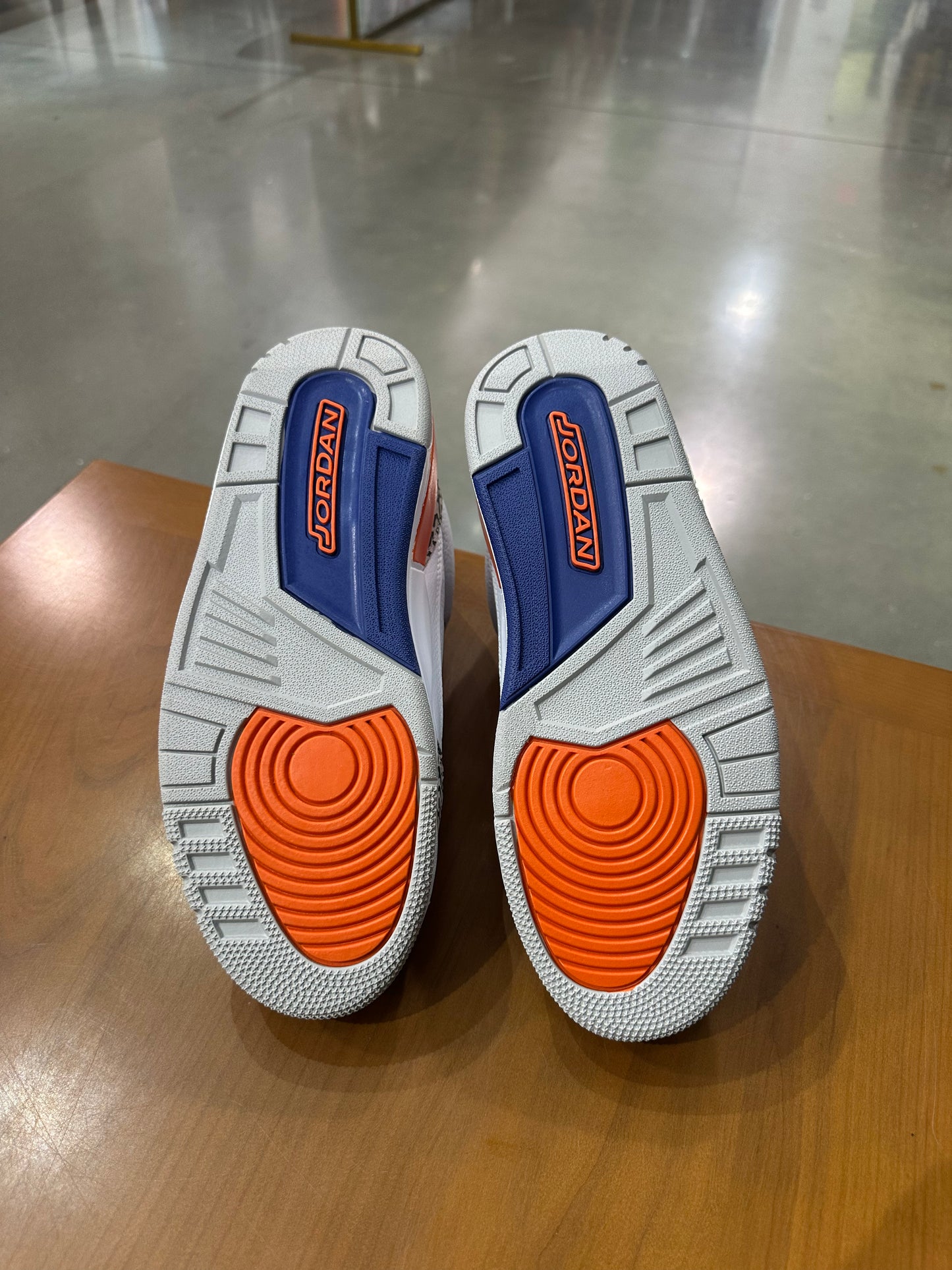 Preowned Air Jordan 3 Knicks