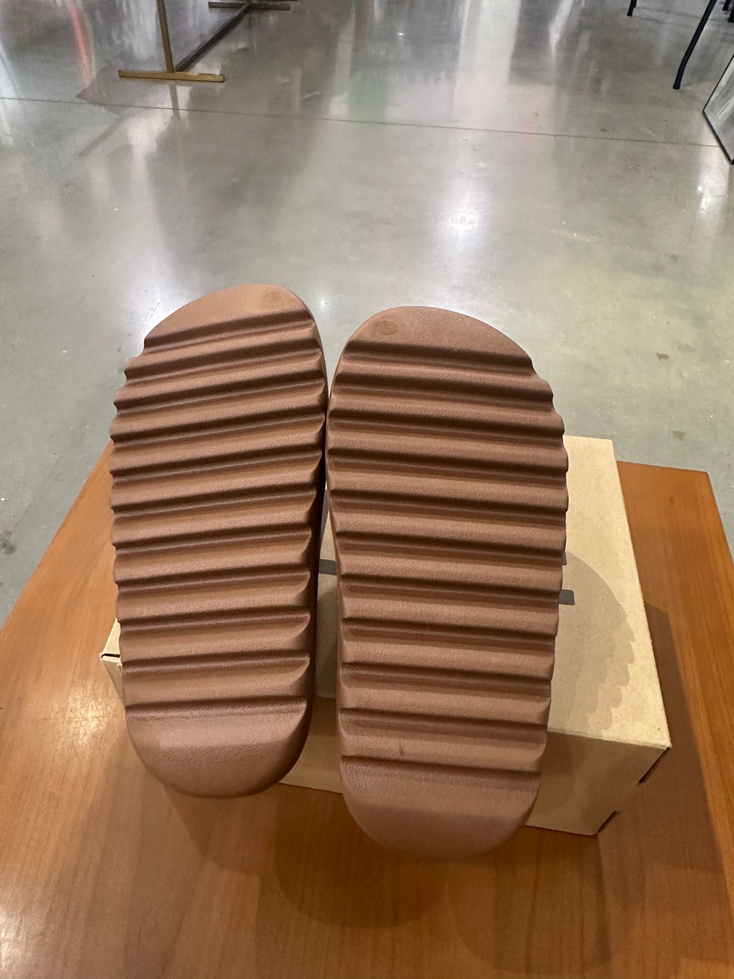 Yeezy Slide Flax