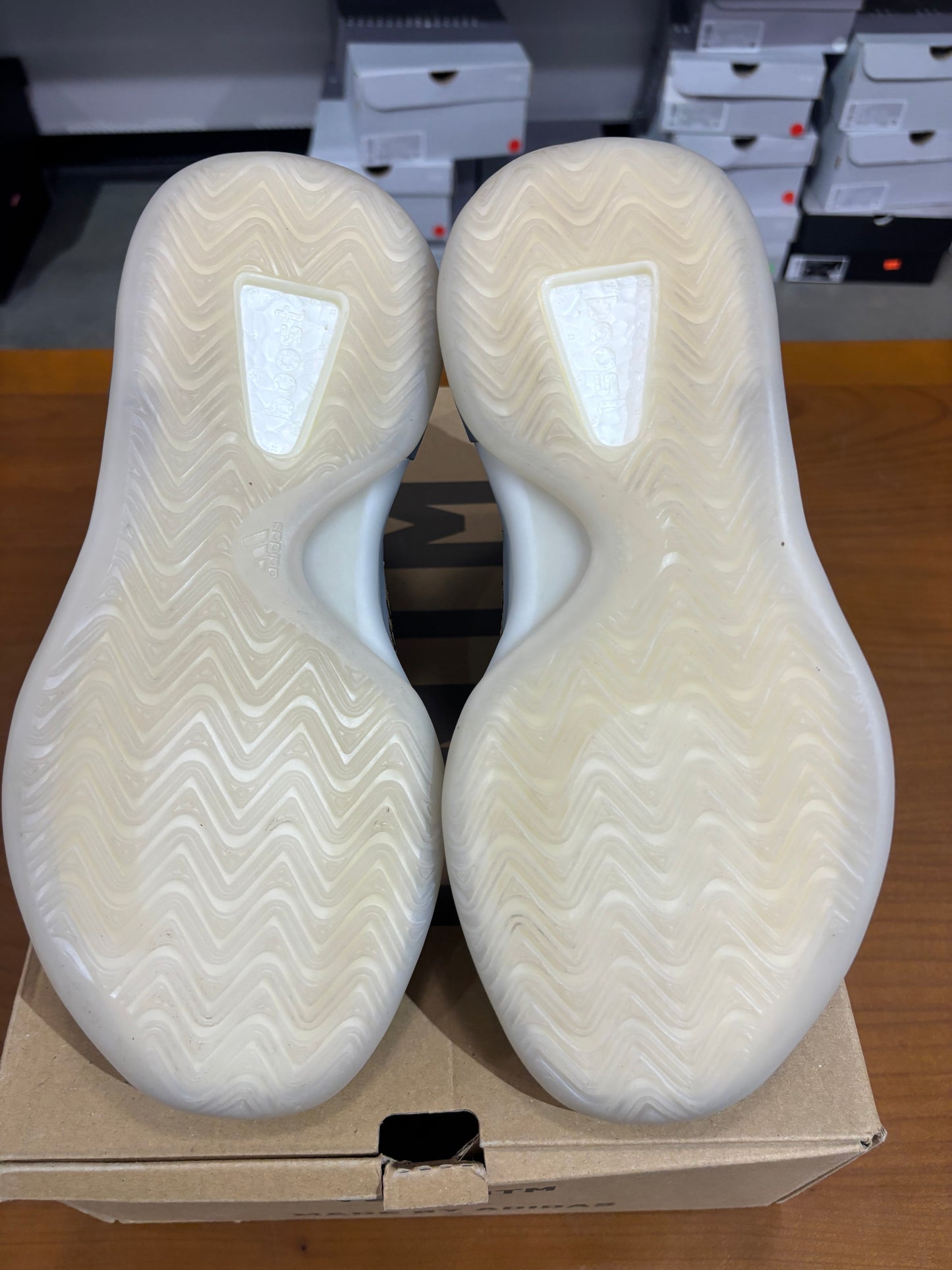 Yeezy QNTM Amber Tint