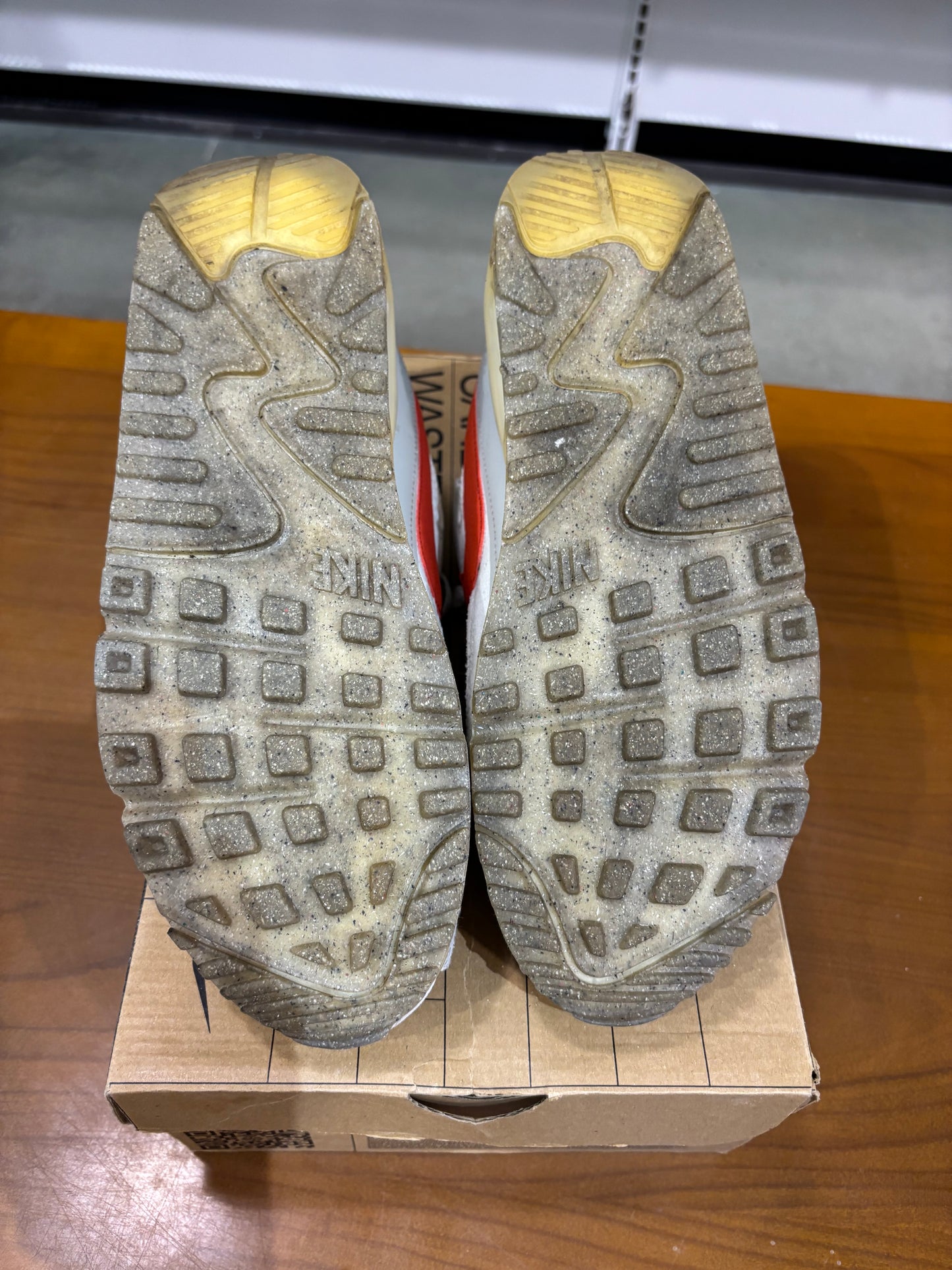 Preowned Air Max Terrascape 90 Summit White Red Clay