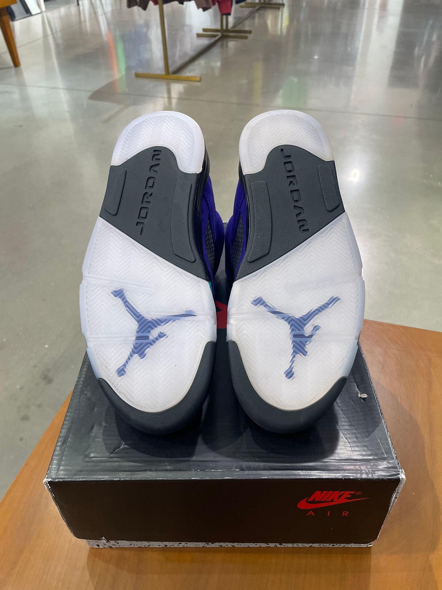 Air Jordan 5 Alternate Grape