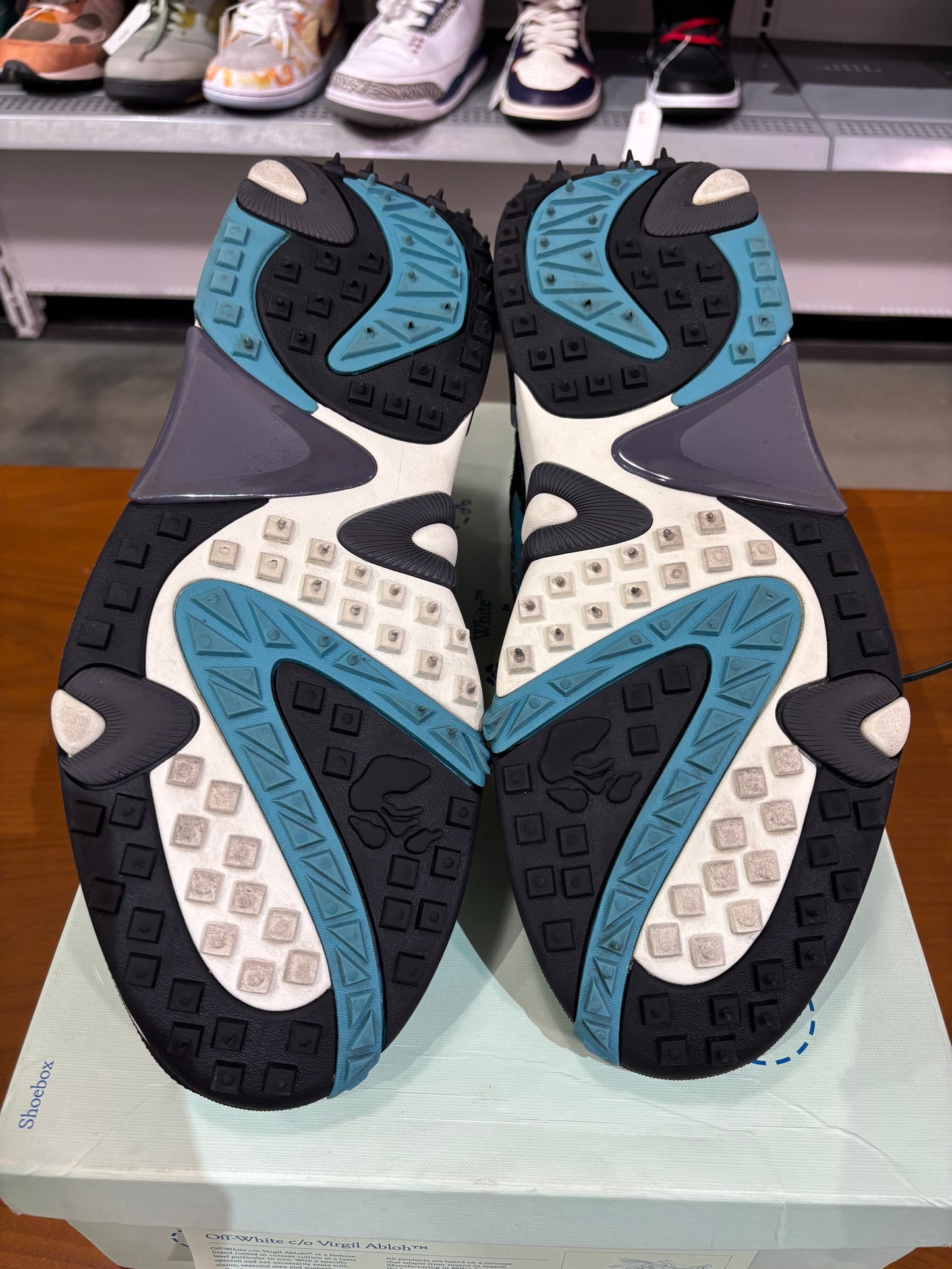 Preowned OFF-White Odsy 2000 Purple Teal