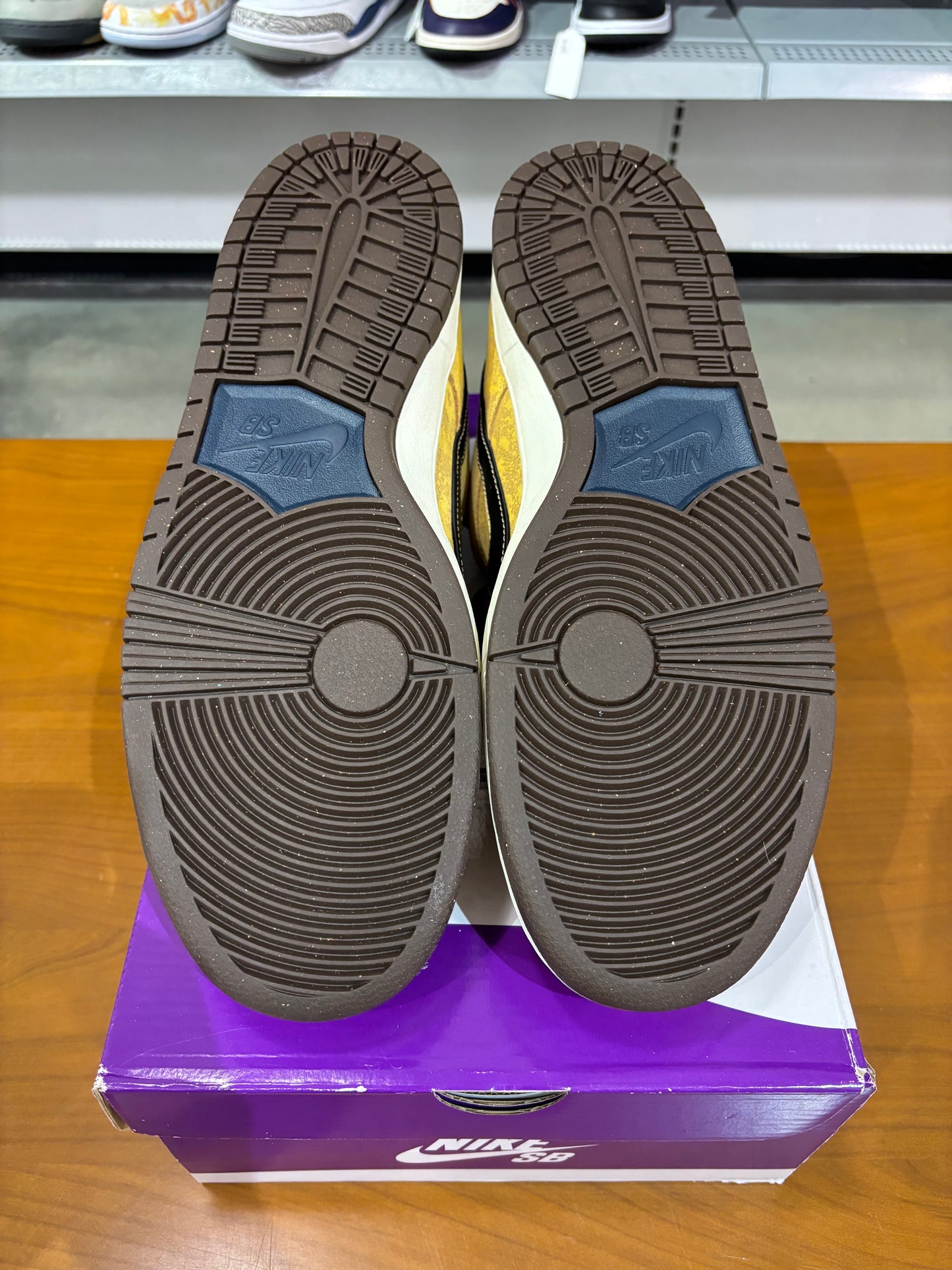 Preowned Nike SB Dunk Low City of Cinema