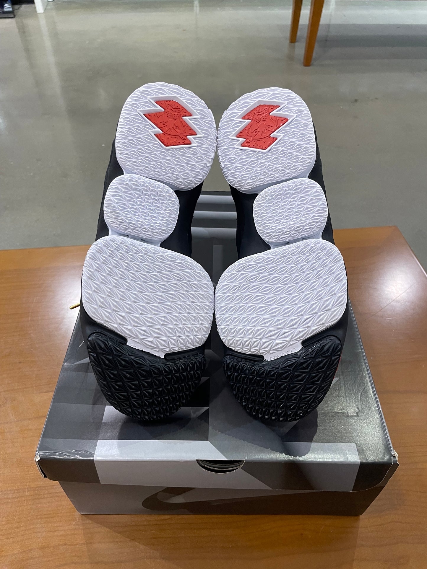 Nike LeBron 15 Red Diamond Turf