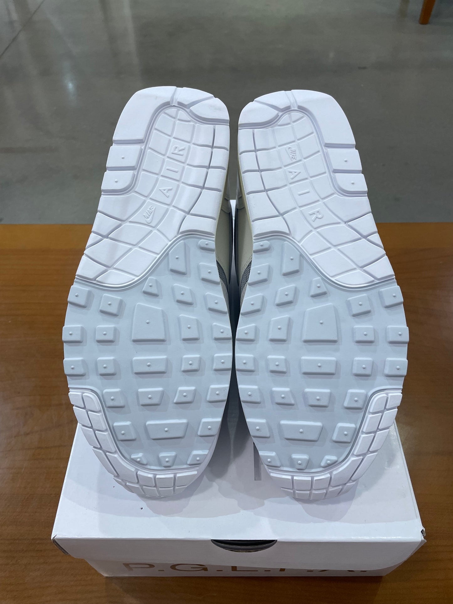 Nike Air Max 1 Patta Waves White