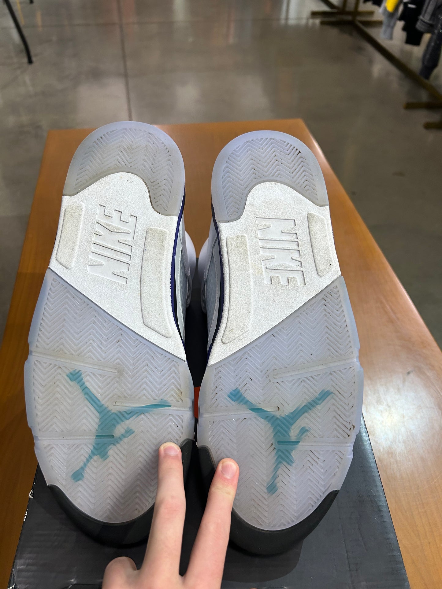 Preowned Air Jordan 5 Grape