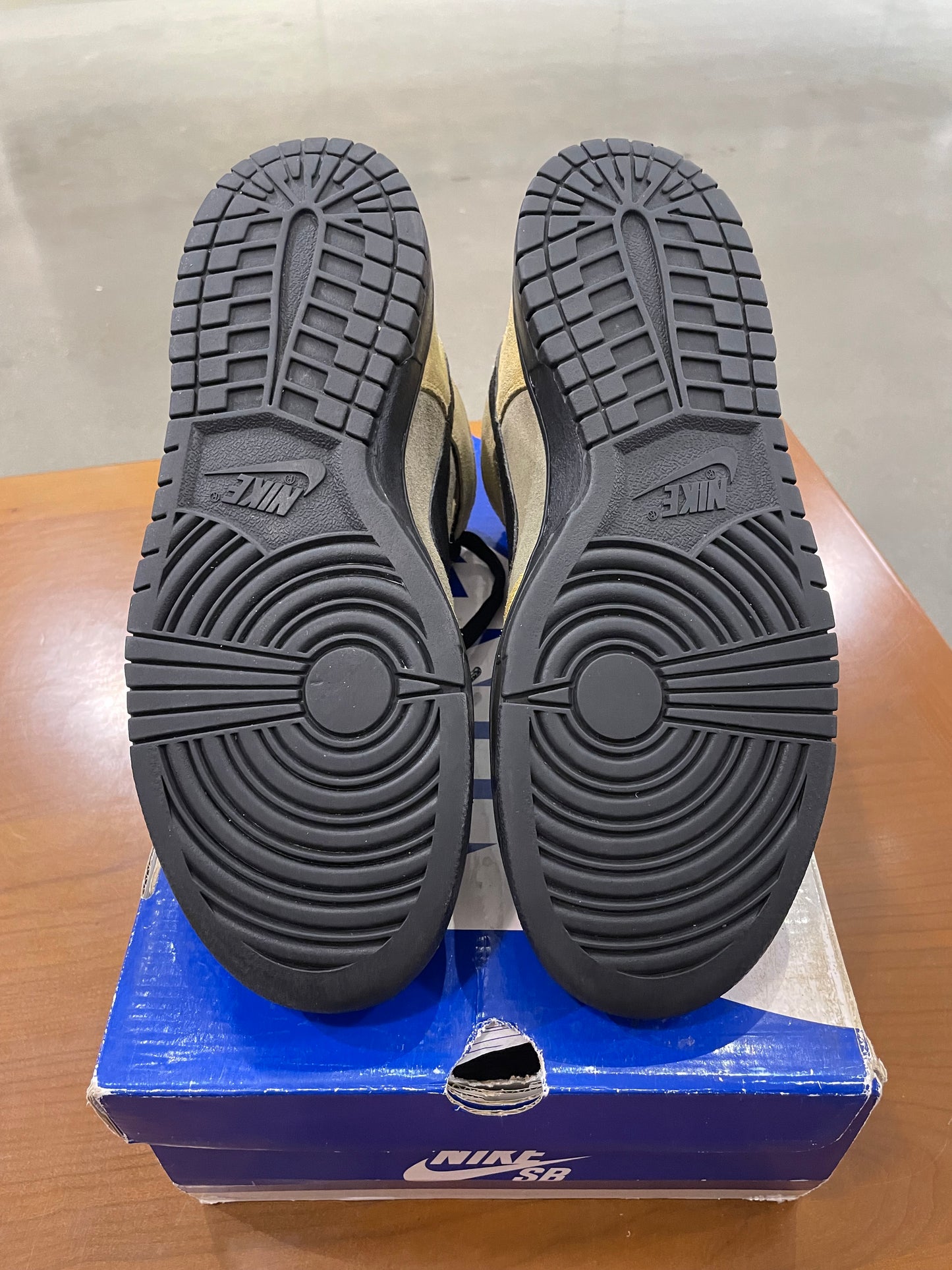 Preowned Nike SB Dunk High Chrome Ball