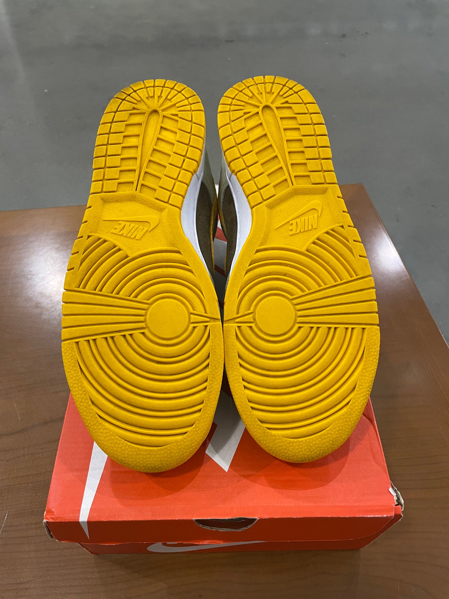 Preowned Nike Dunk Low Dusty Olive