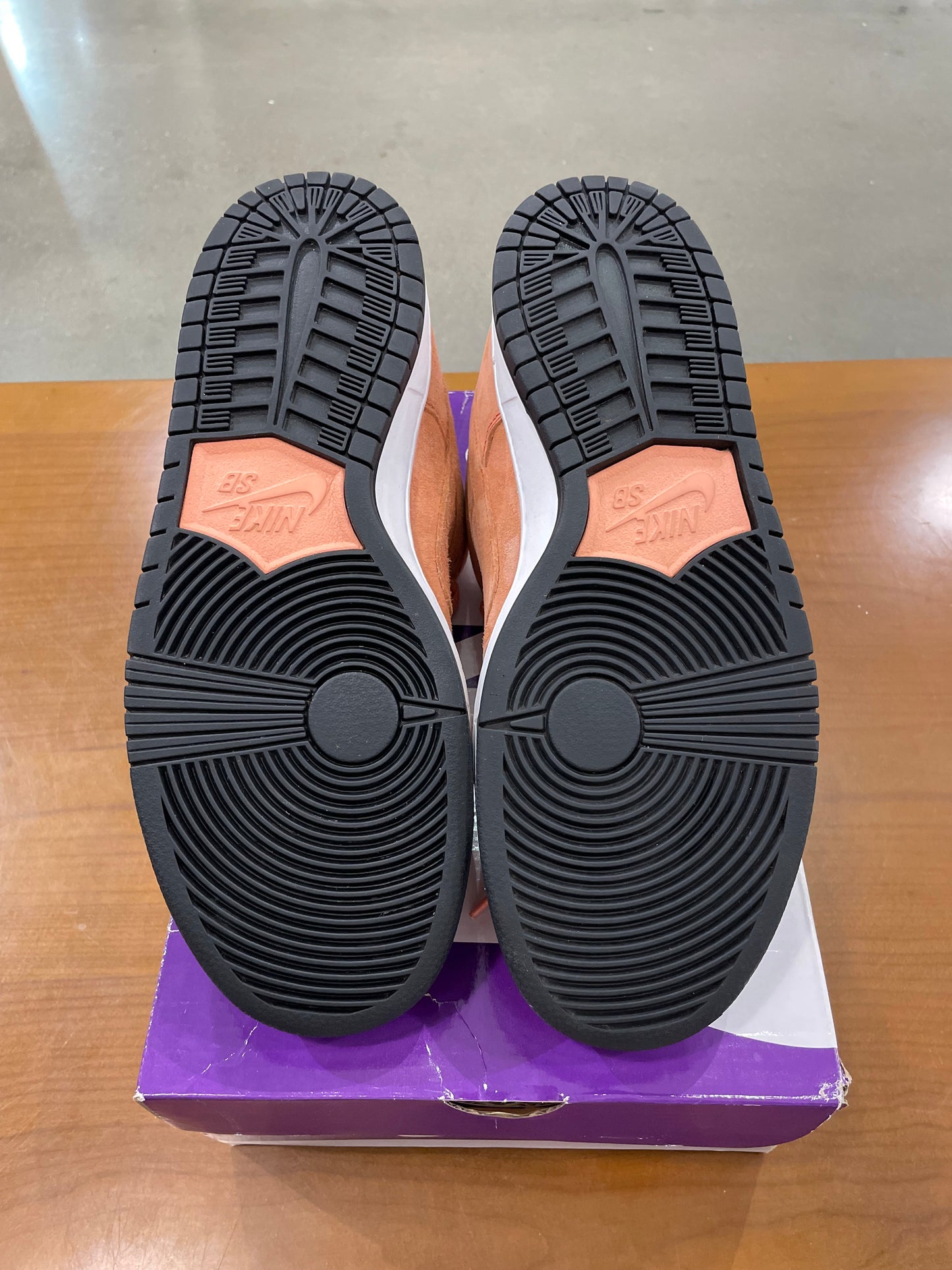 Preowned Nike SB Dunk Low Pink Pig