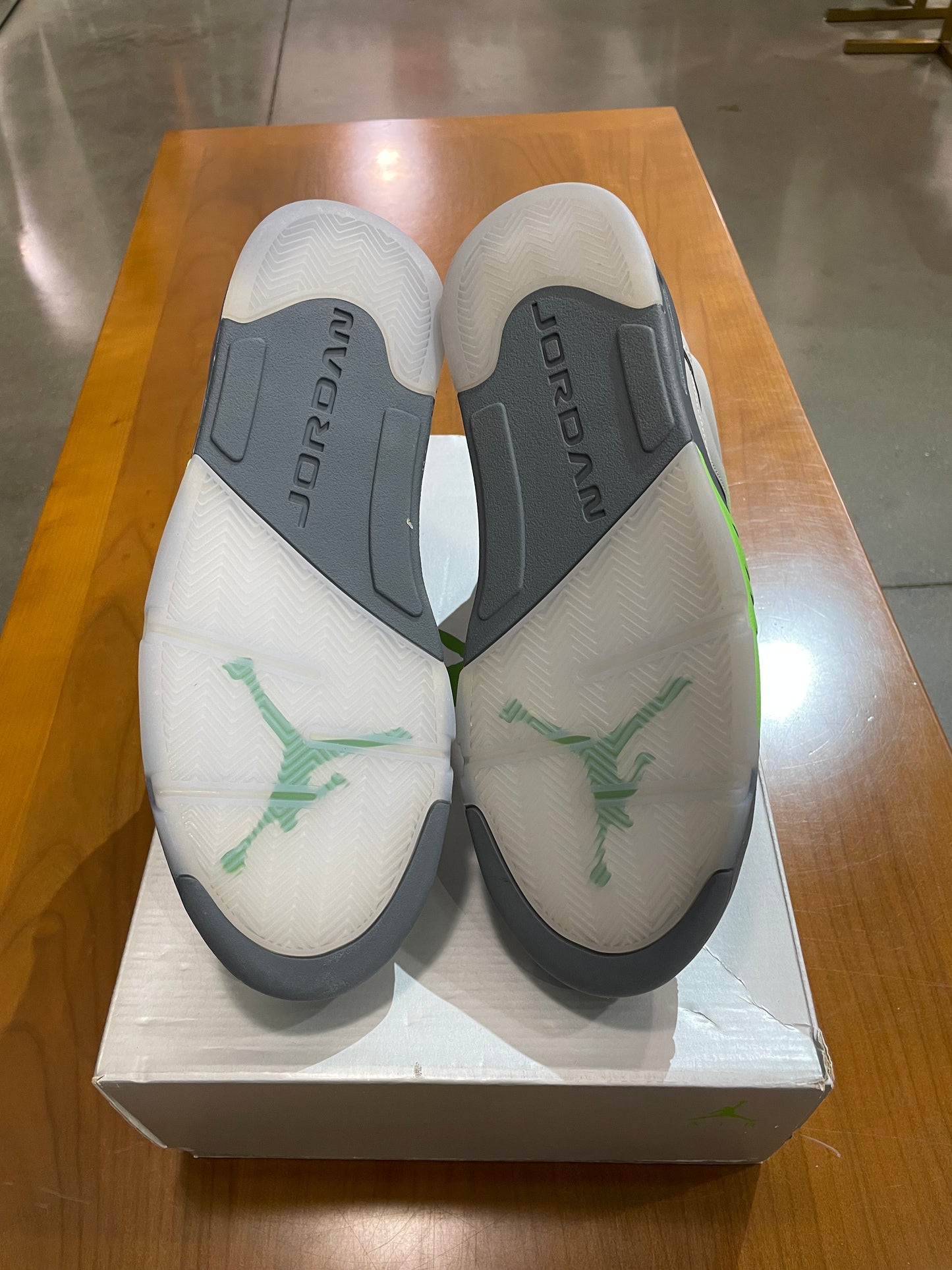 Air Jordan 5 Green Bean