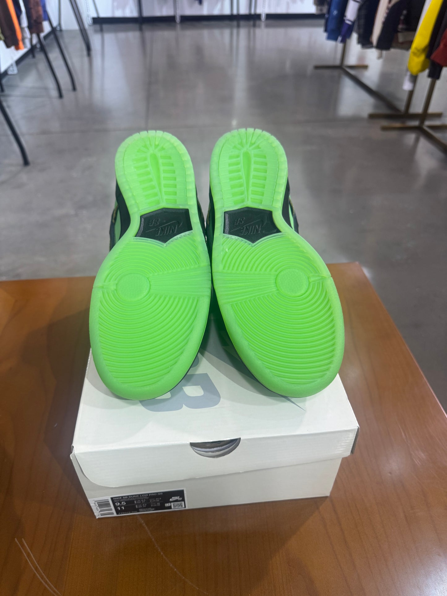 Nike SB Dunk Low Powerpuff Green