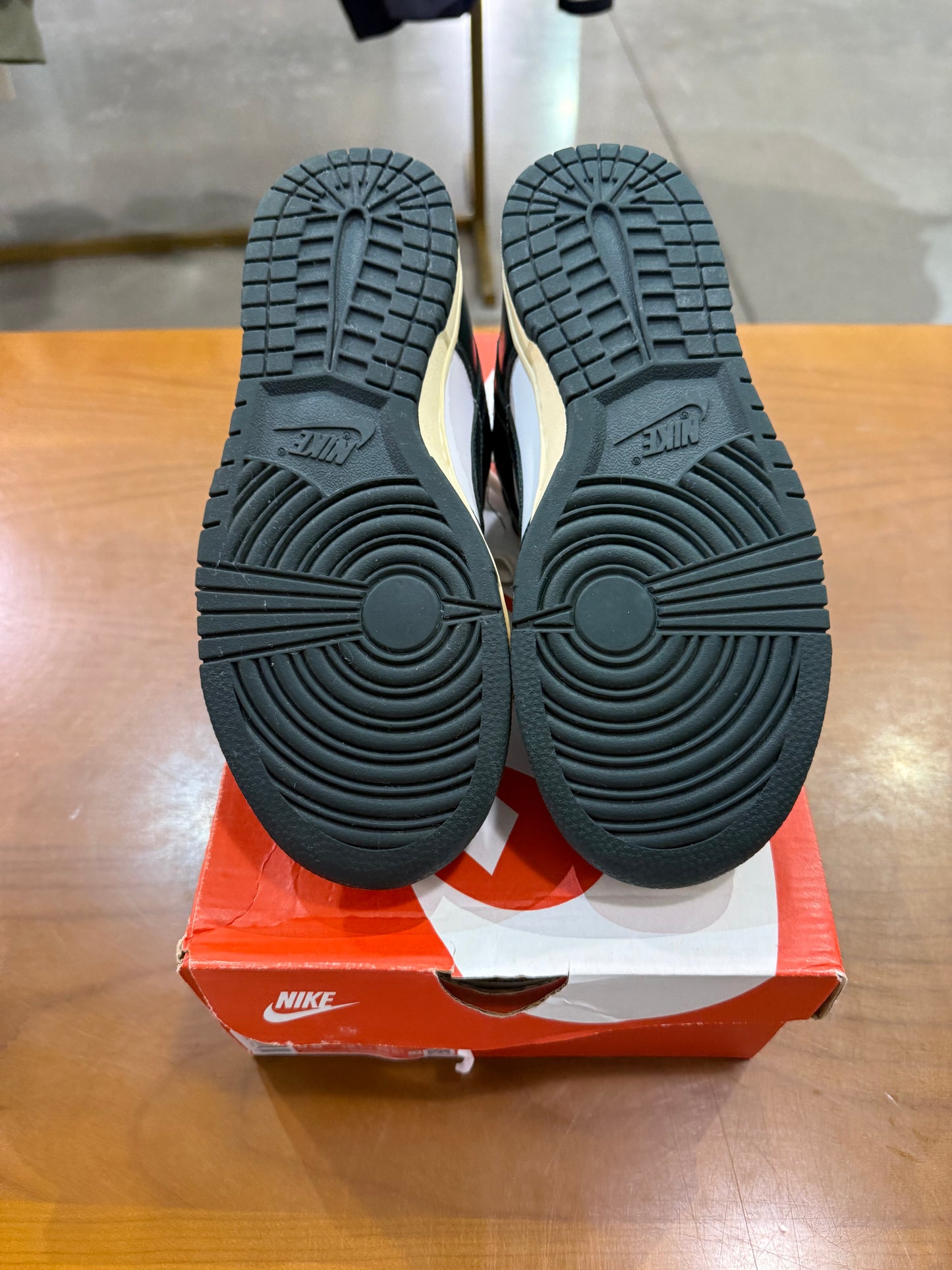 Preowned Nike Dunk Low Vintage Green