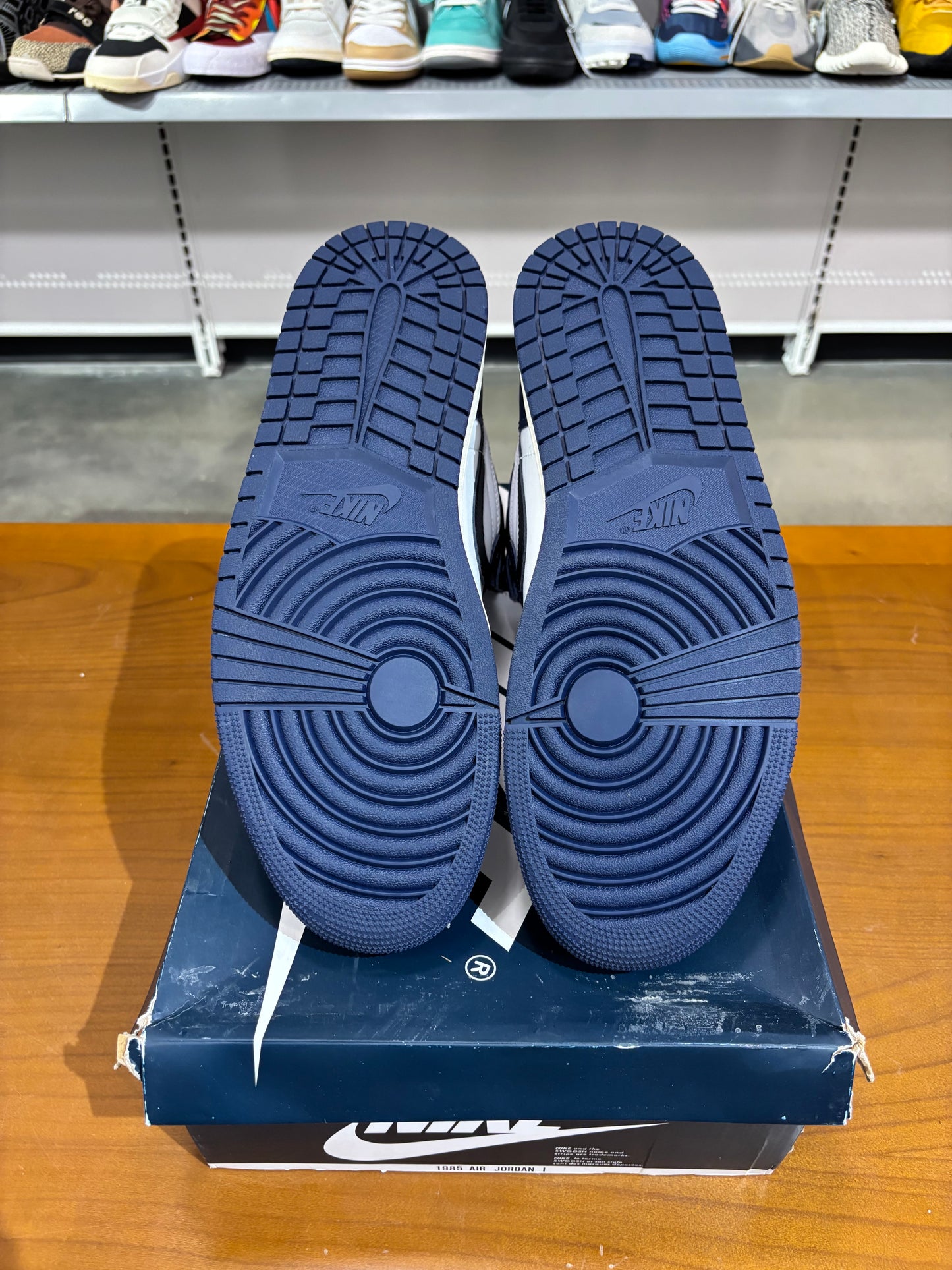 Preowned Air Jordan 1 Midnight Navy