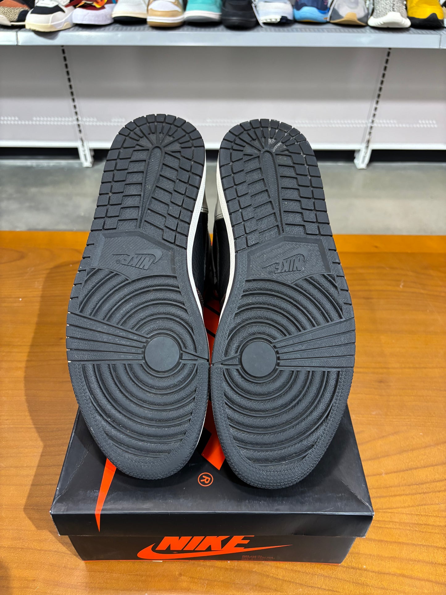 Preowned Air Jordan 1 Light Army Rust Shadow Patina