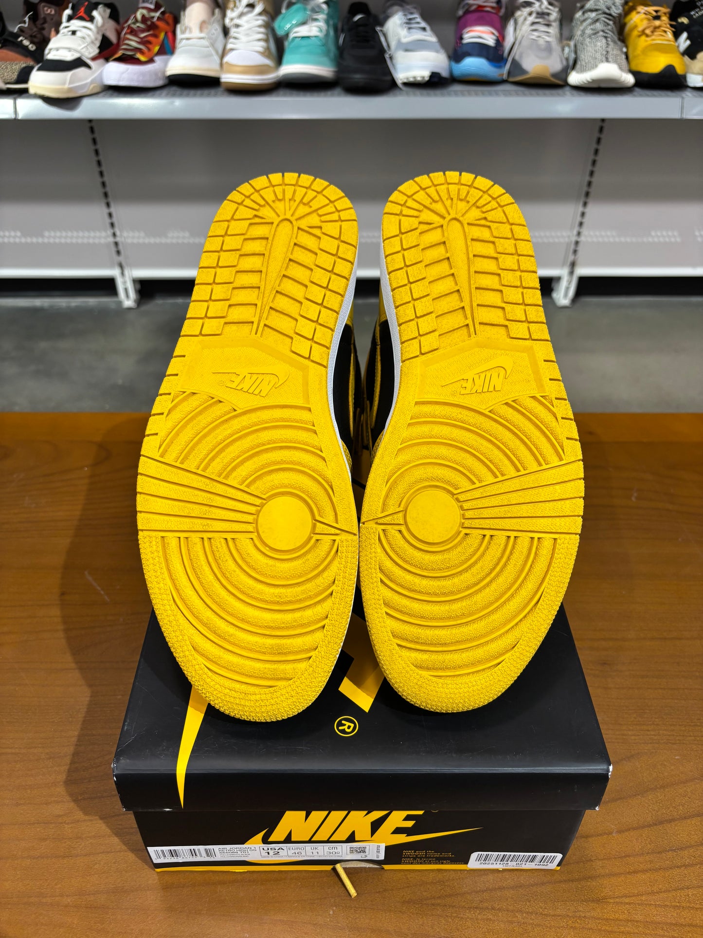 Preowned Air Jordan 1 Pollen