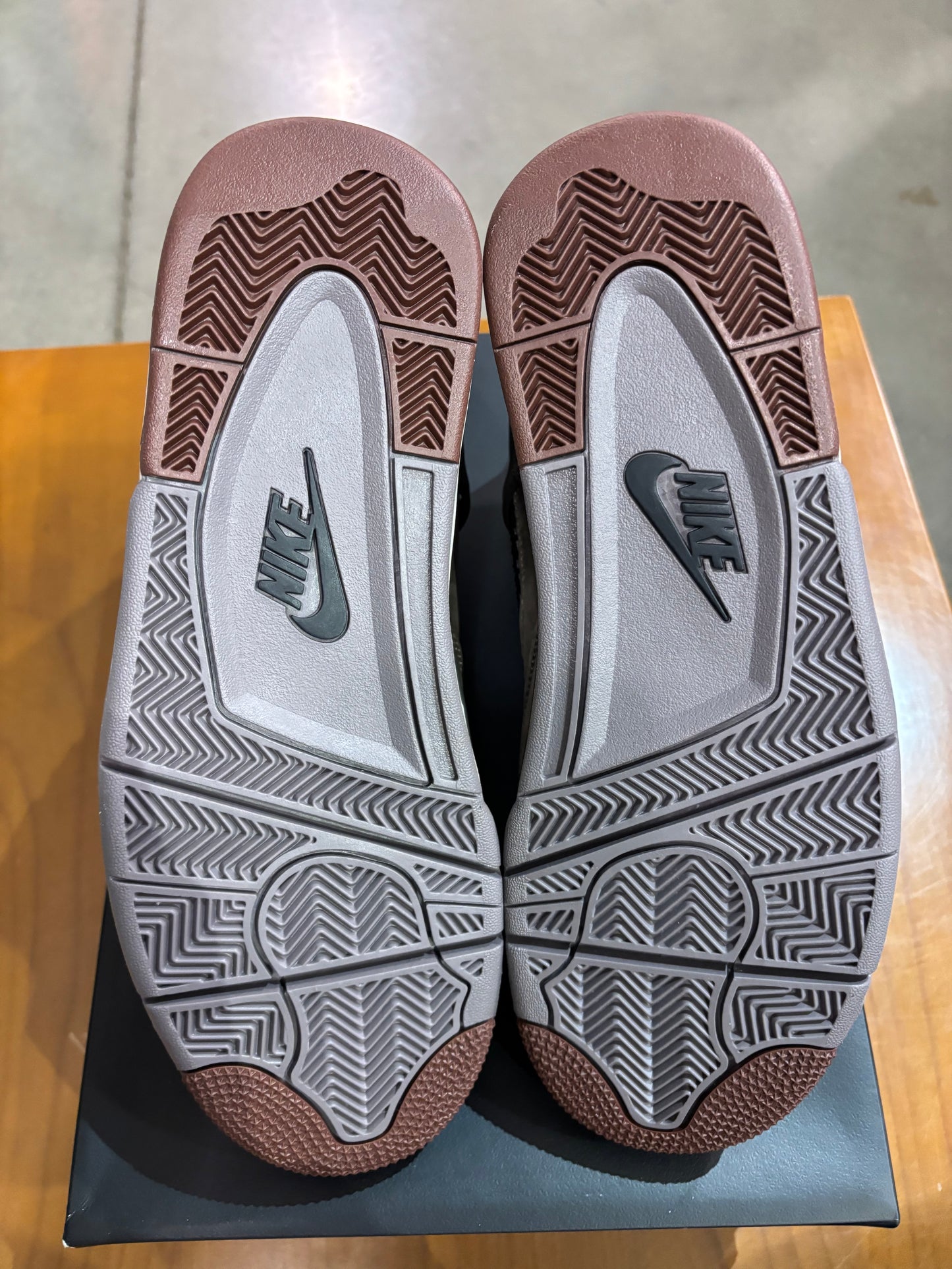 Air Jordan 4 A Ma Maniere Dark Mocha