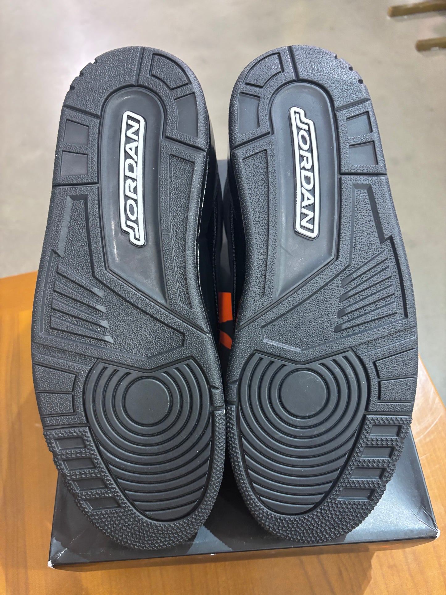 Air Jordan 3 Black Cat