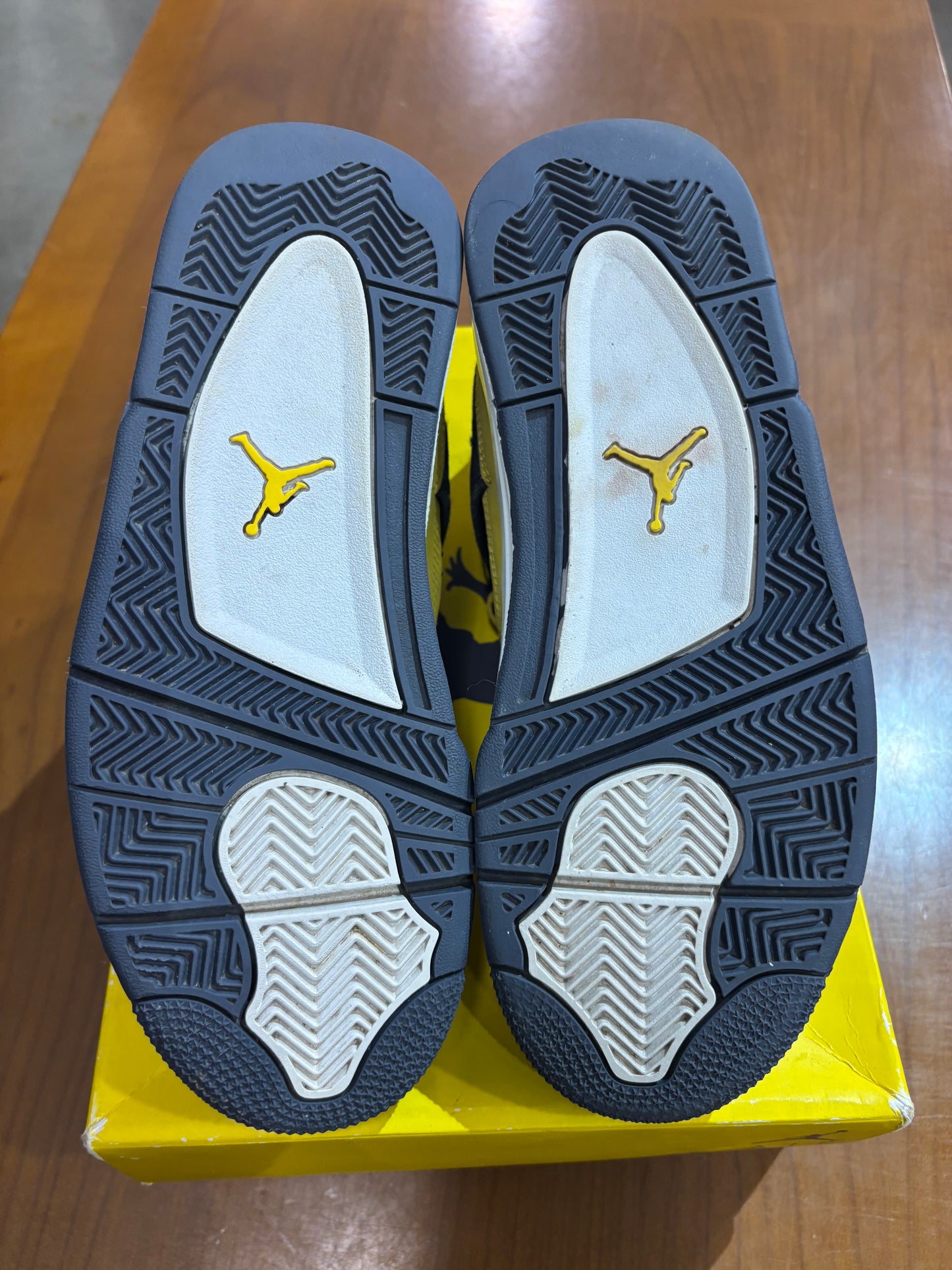 Preowned Air Jordan 4 Lightning