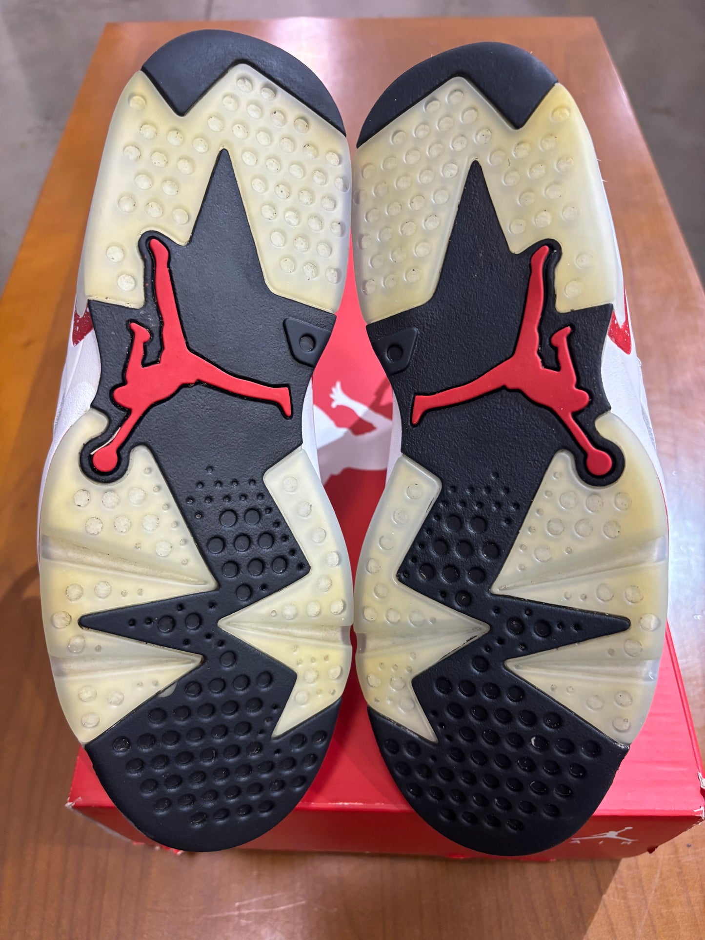 Preowned Air Jordan 6 Red Oreo