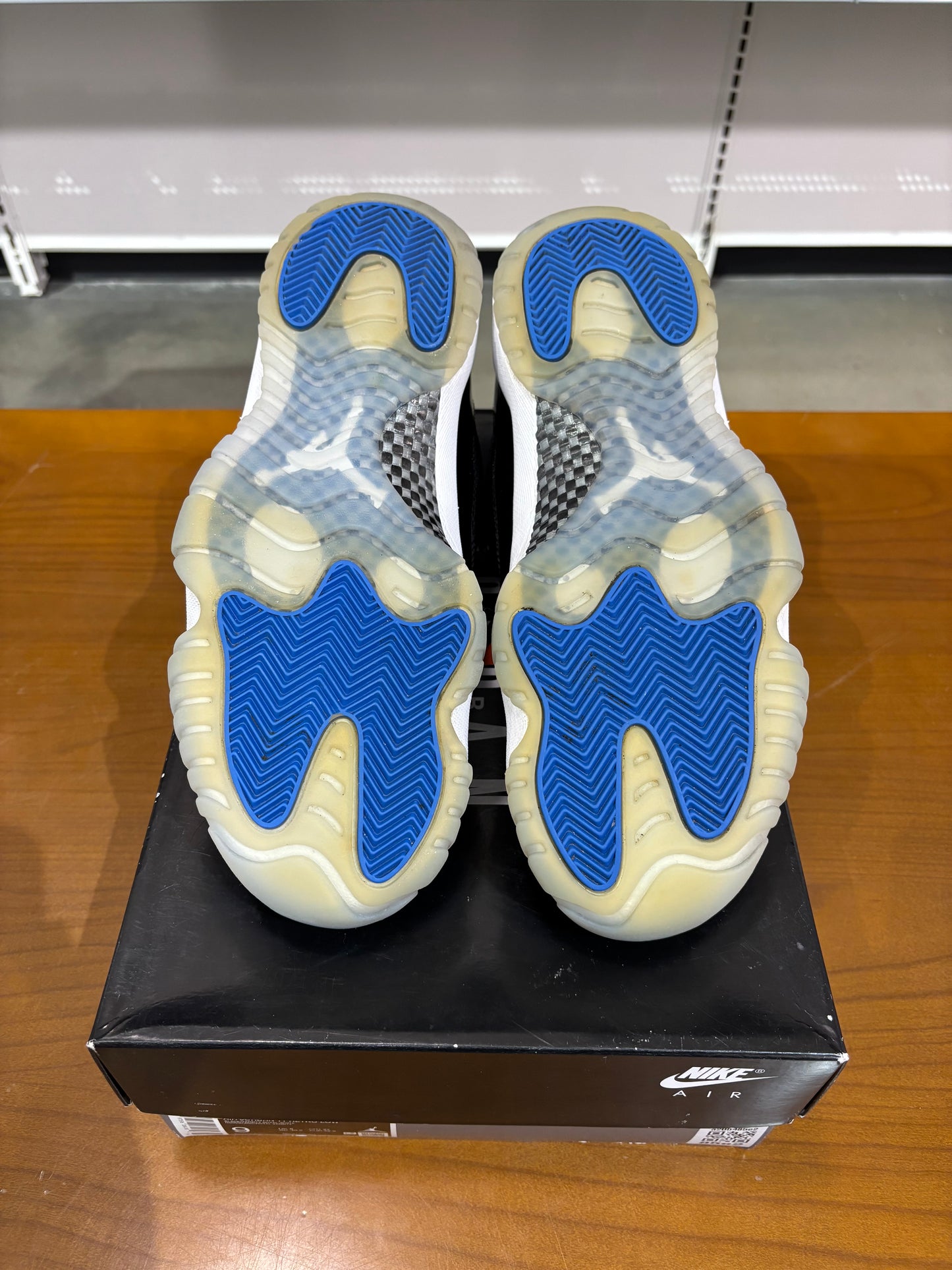 Preowned Air Jordan 11 Low Space Jam