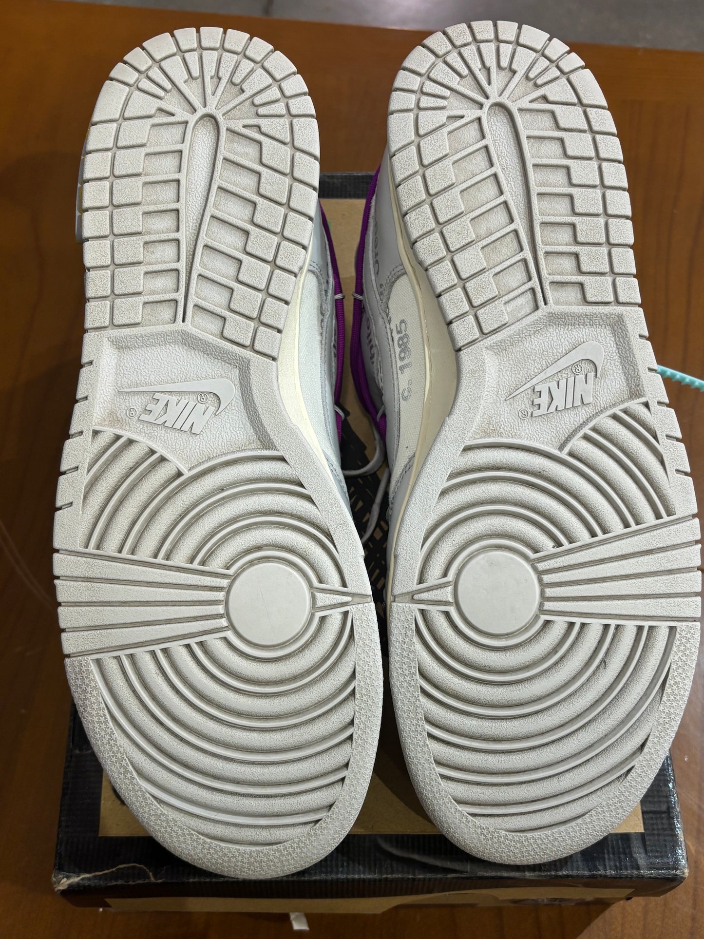 Preowned Off White Nike Dunk Low Lot 21