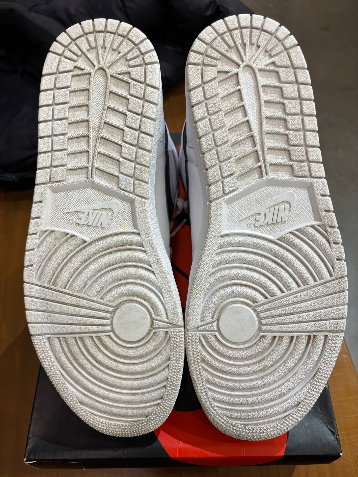 Preowned Air Jordan 1 Yin Yang White