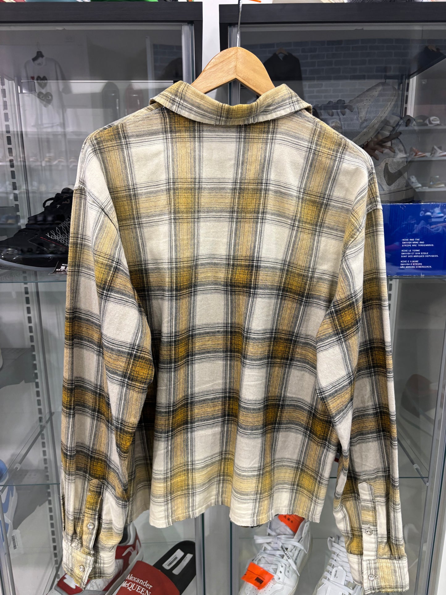 Preowned Vale Flannel Wheat