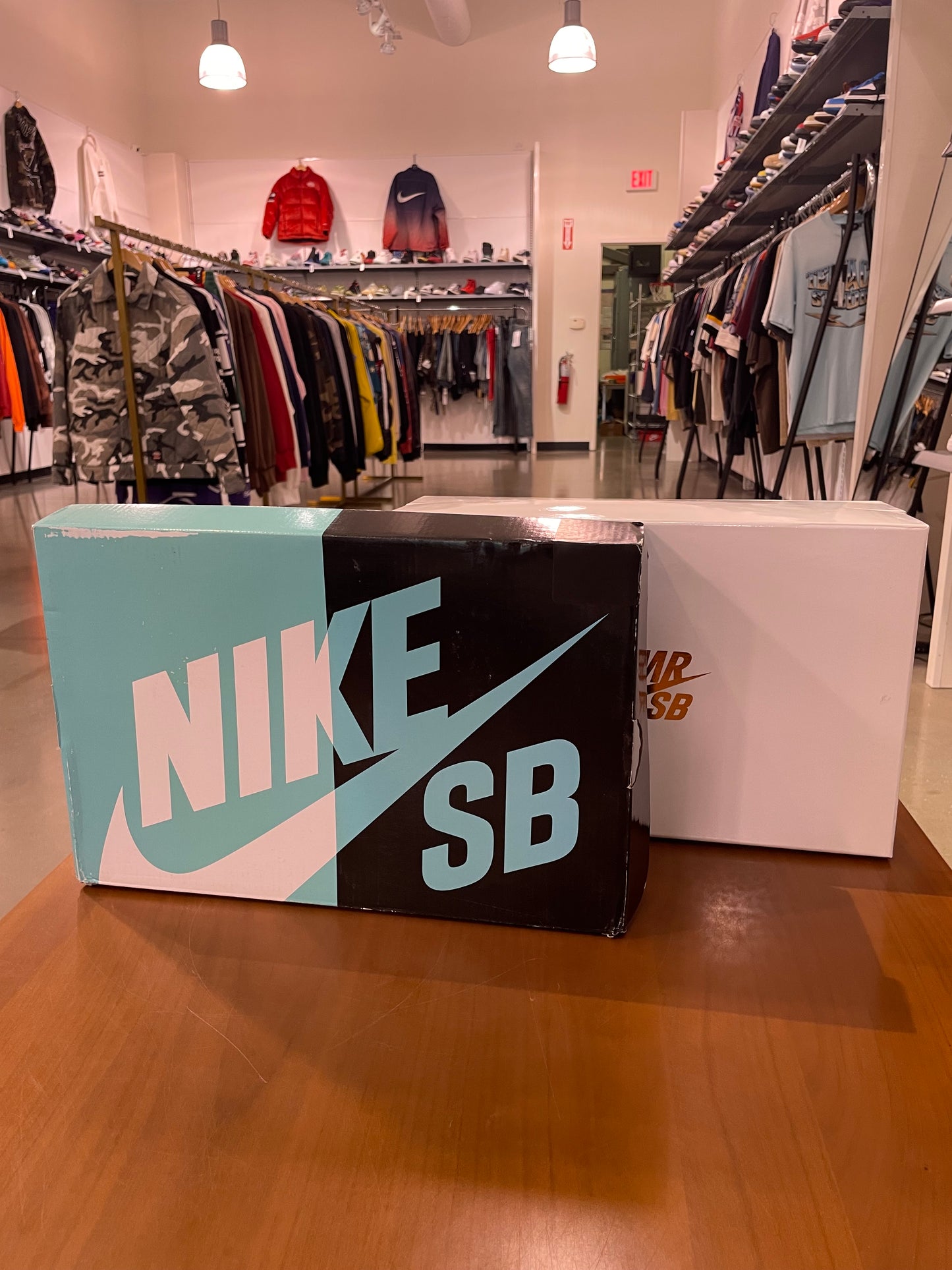 Nike SB Dunk High Premier Win Some Lose Some (Special Box)