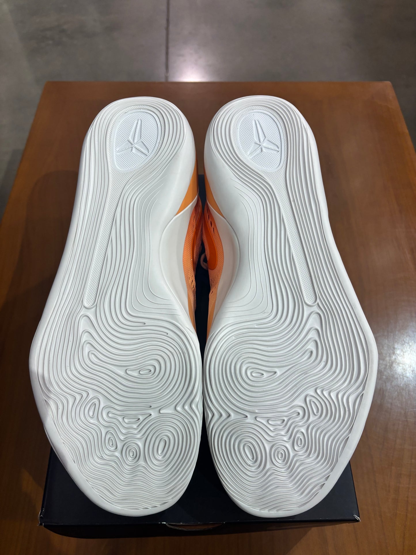 Nike Kobe 9 Elite Low EM Protro WNBA