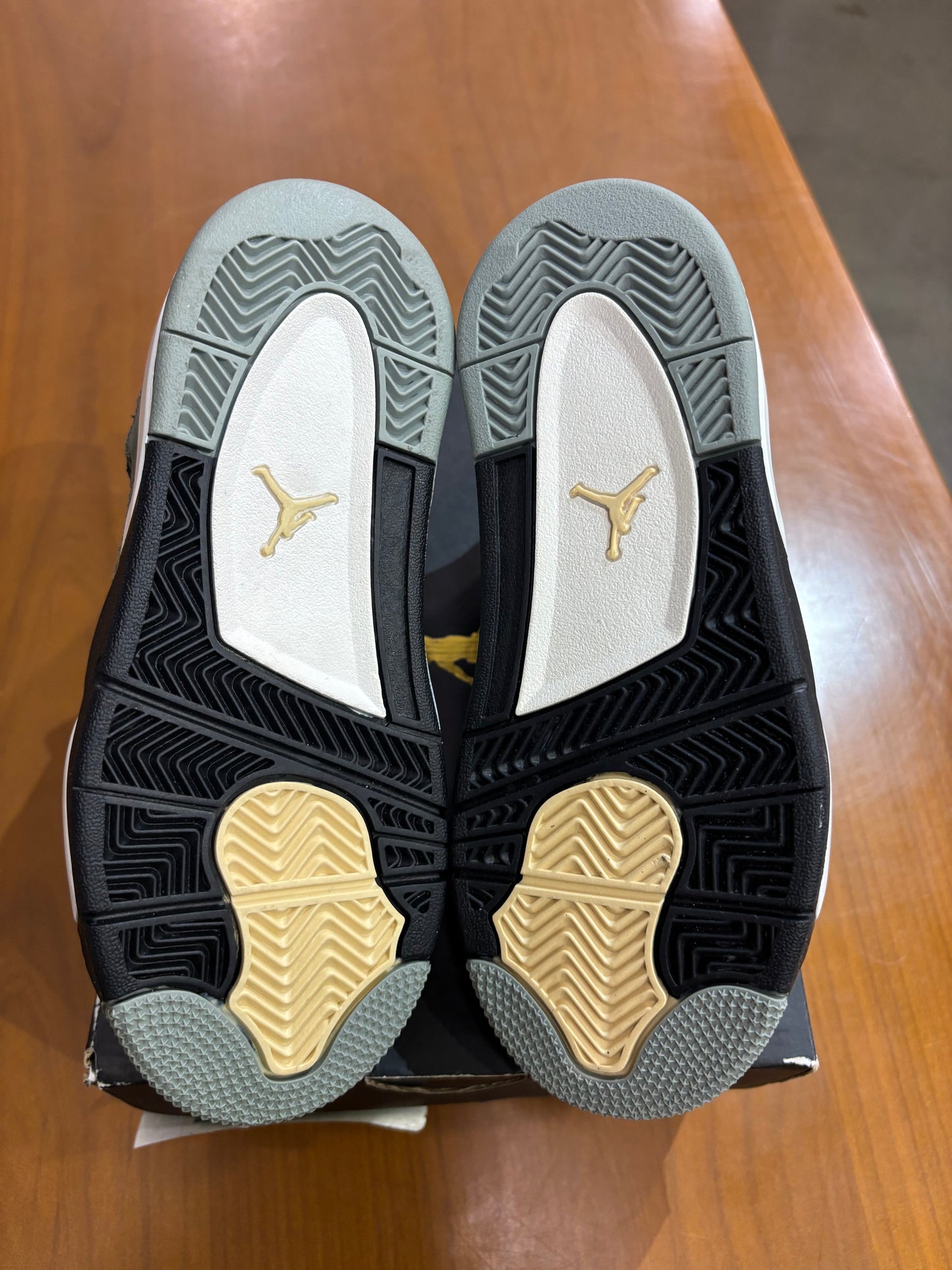 Air Jordan 4 Craft Olive