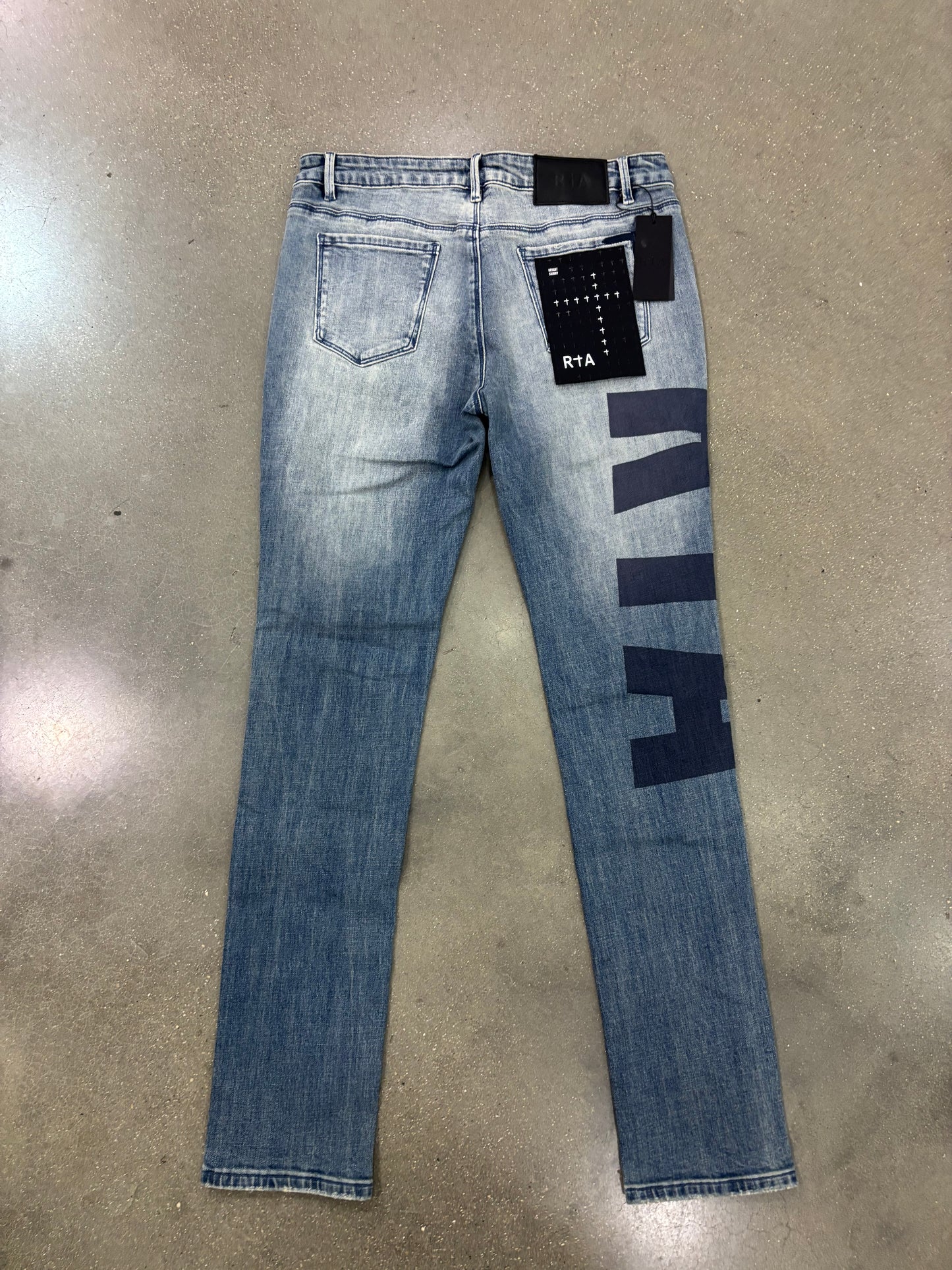 RTA Bryant Skinny Mid Blue Logo