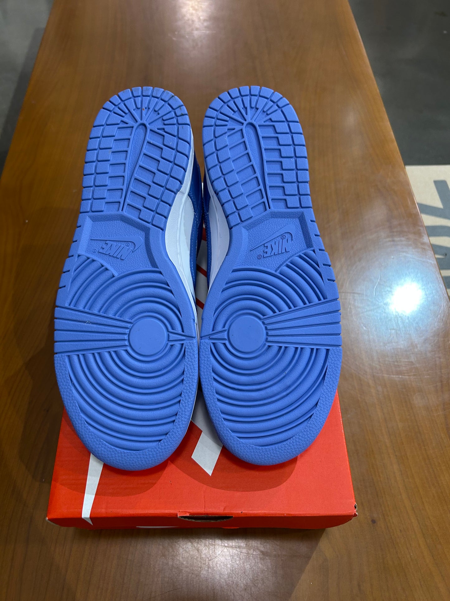PREOWNED Nike Dunk Low Polar Blue Size 10.5