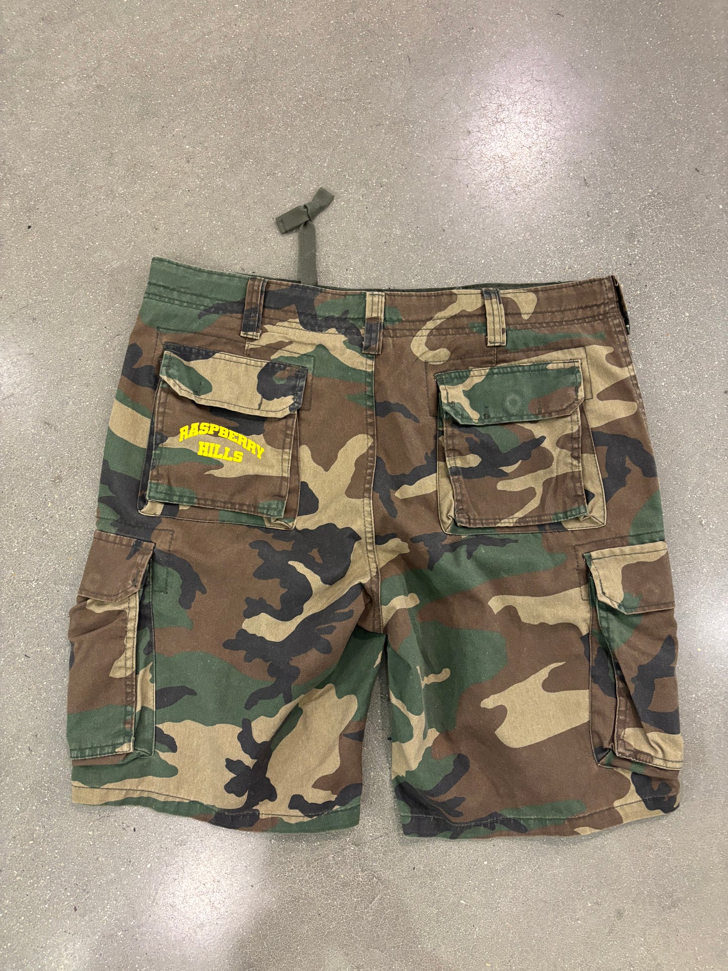 GV Gallery Camo RH Shorts
