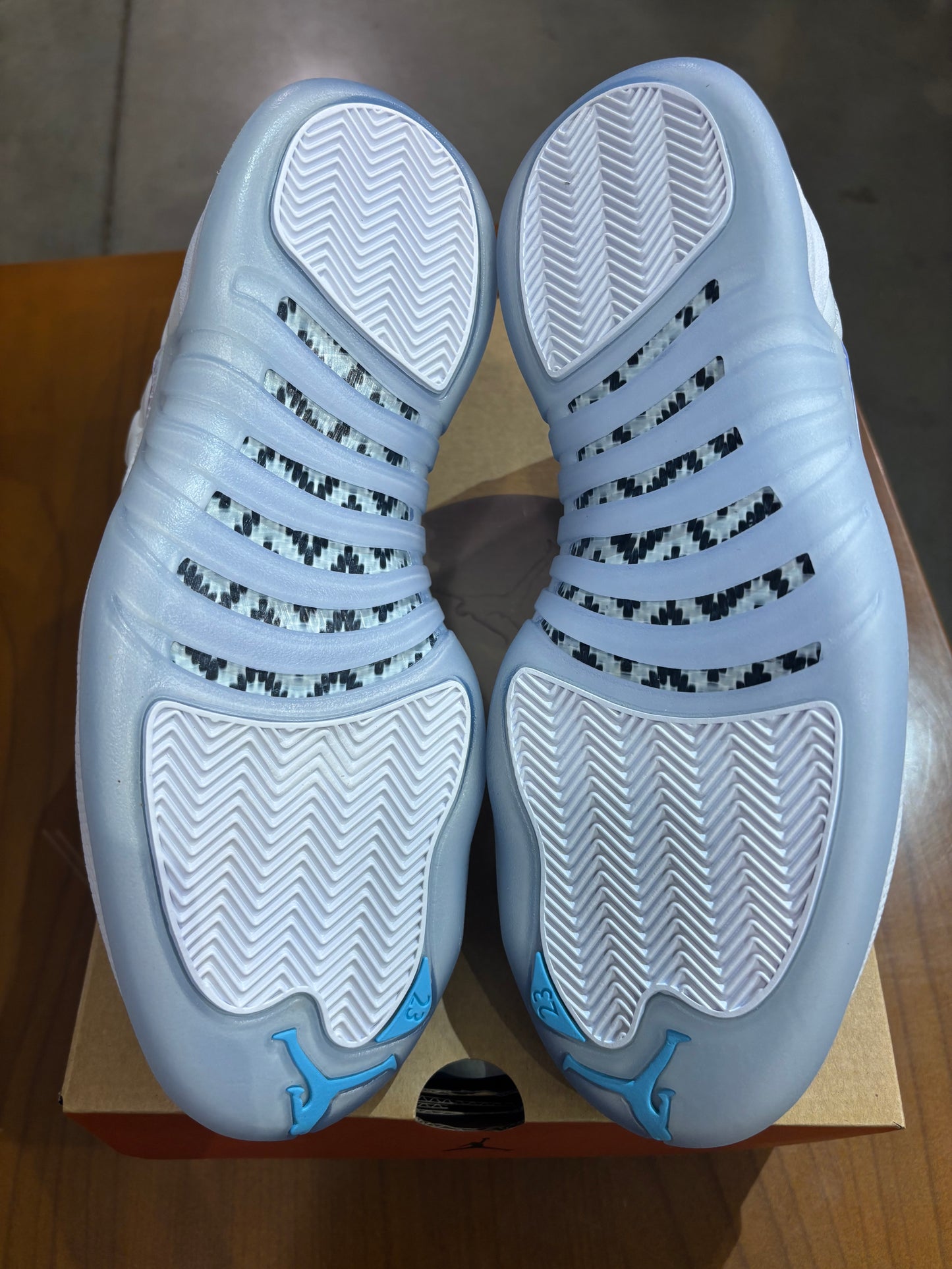 Air Jordan 12 Low Easter