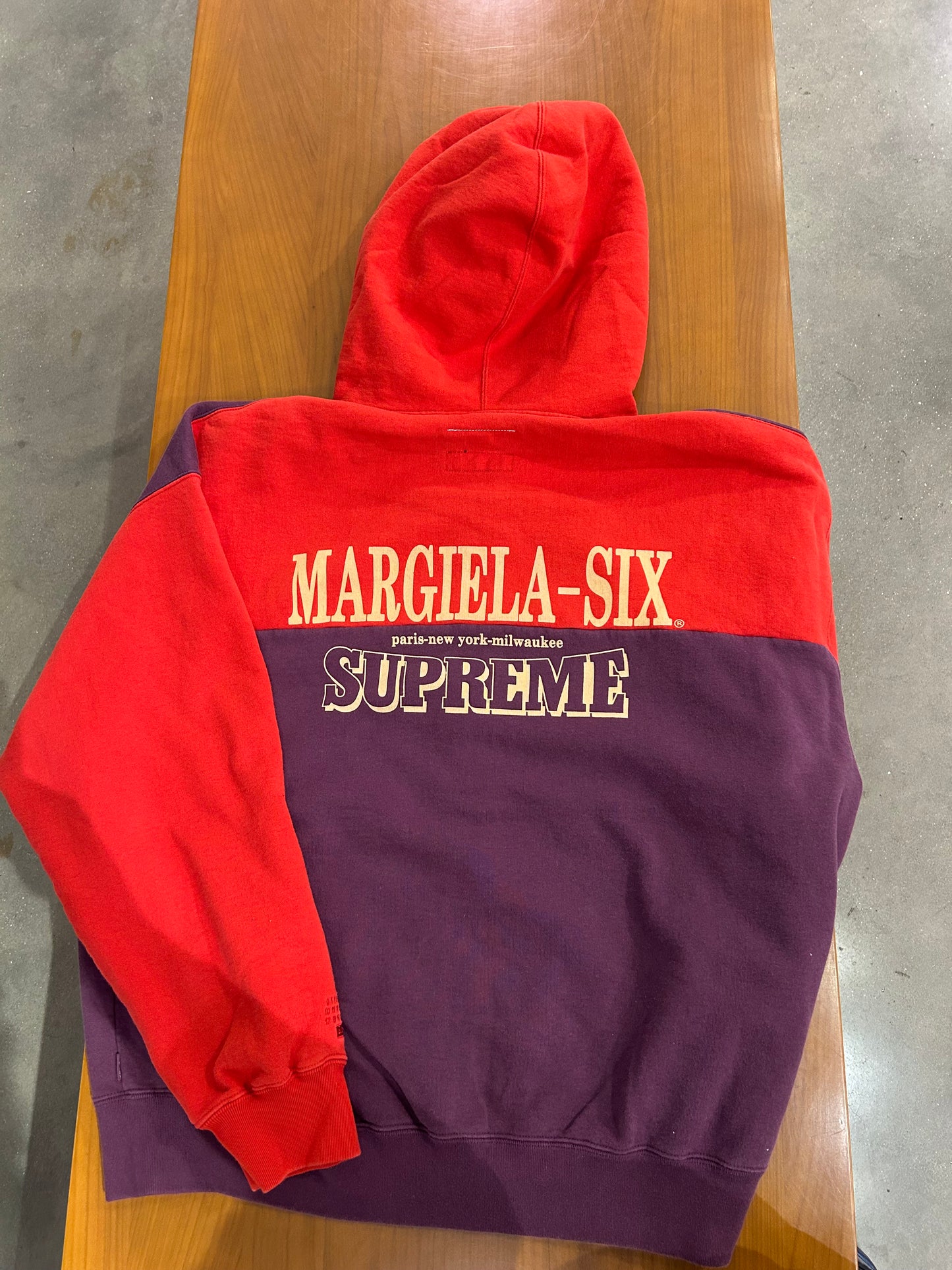 Supreme MM6 Maison Margiela Eagle Zip Up Hooded Sweatshirt Red