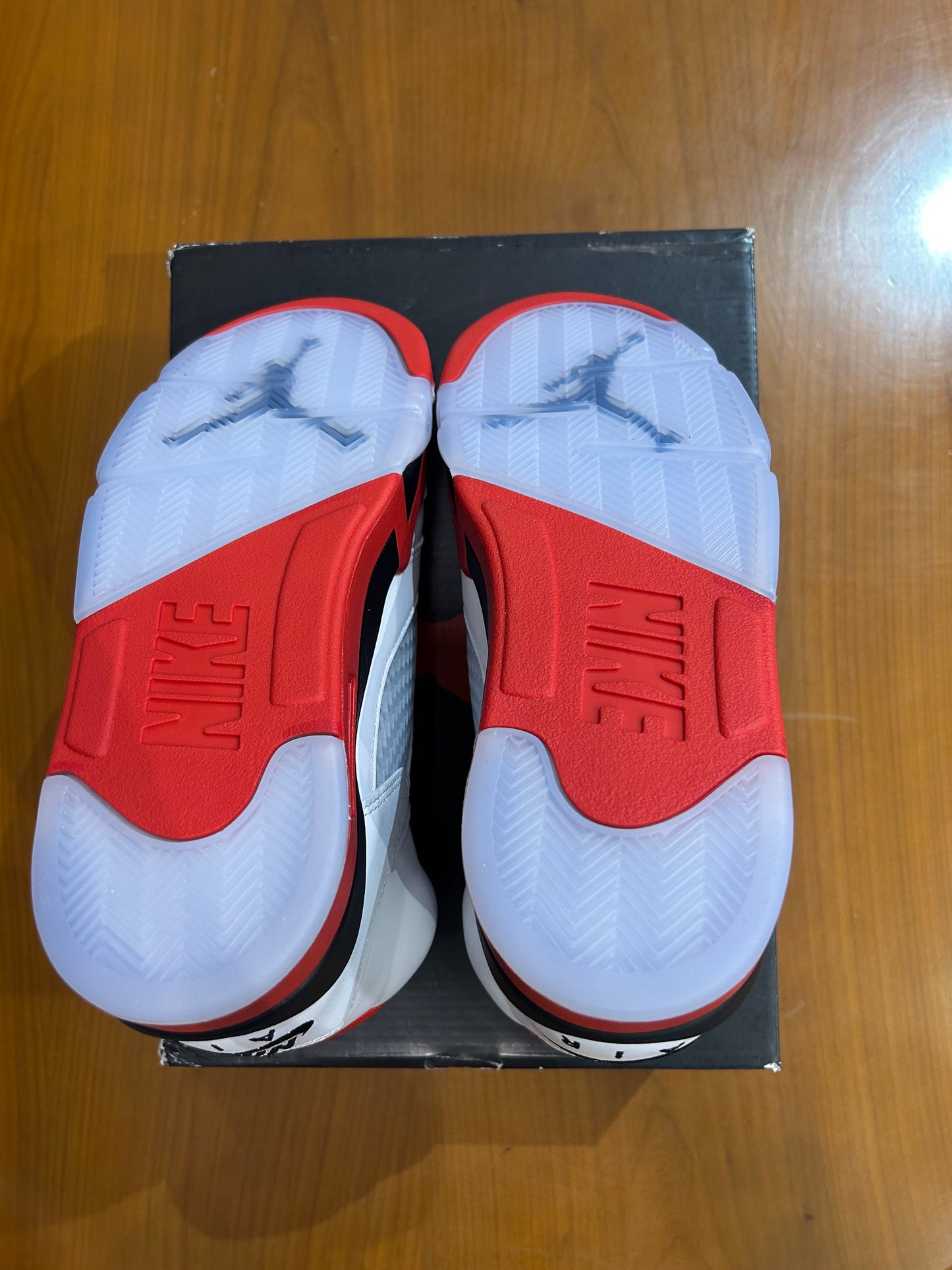 Air Jordan 5 Fire Red Black Tongue