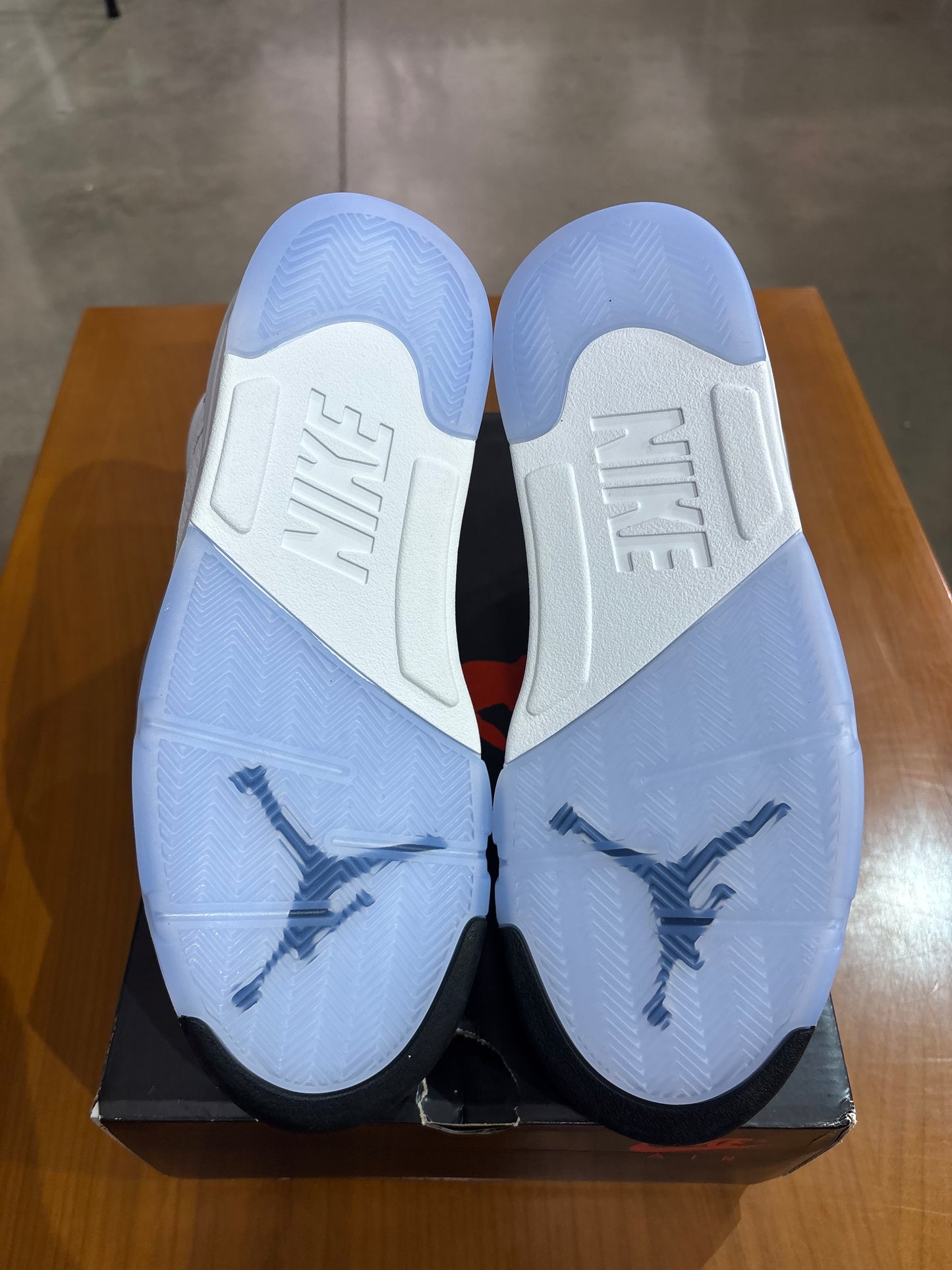 Air Jordan 5 White Metallic