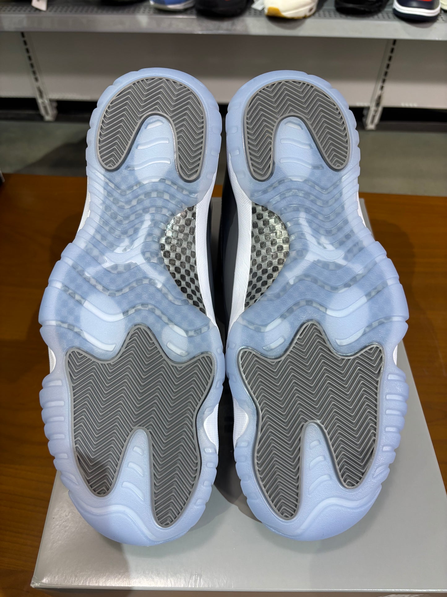 Air Jordan 11 Cool Grey