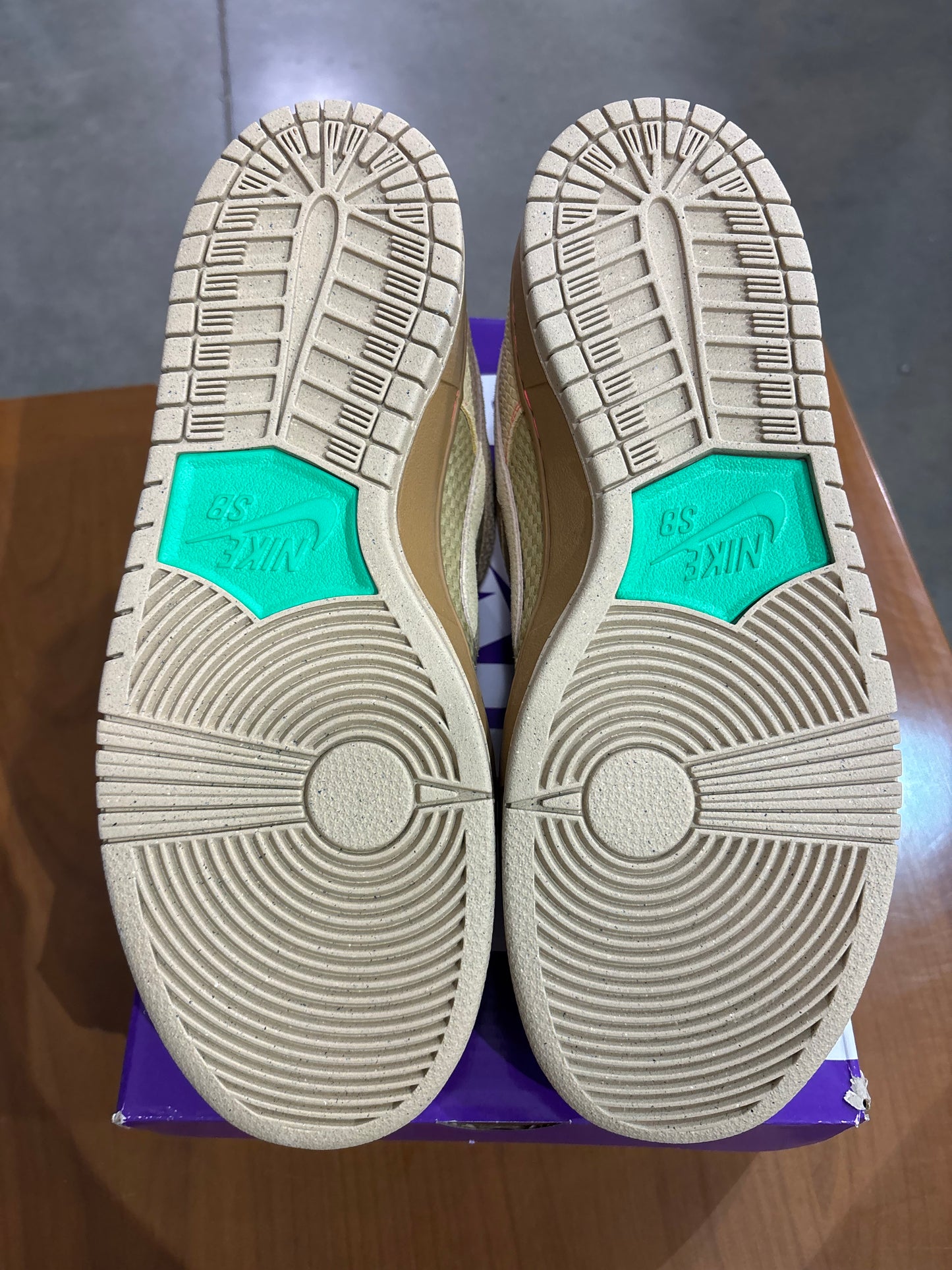 Nike SB Dunk Low Som Tum