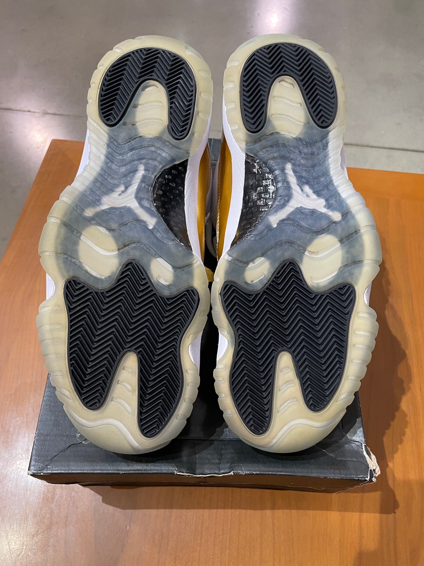 Preowned Air Jordan 11 Low Closing Ceremony