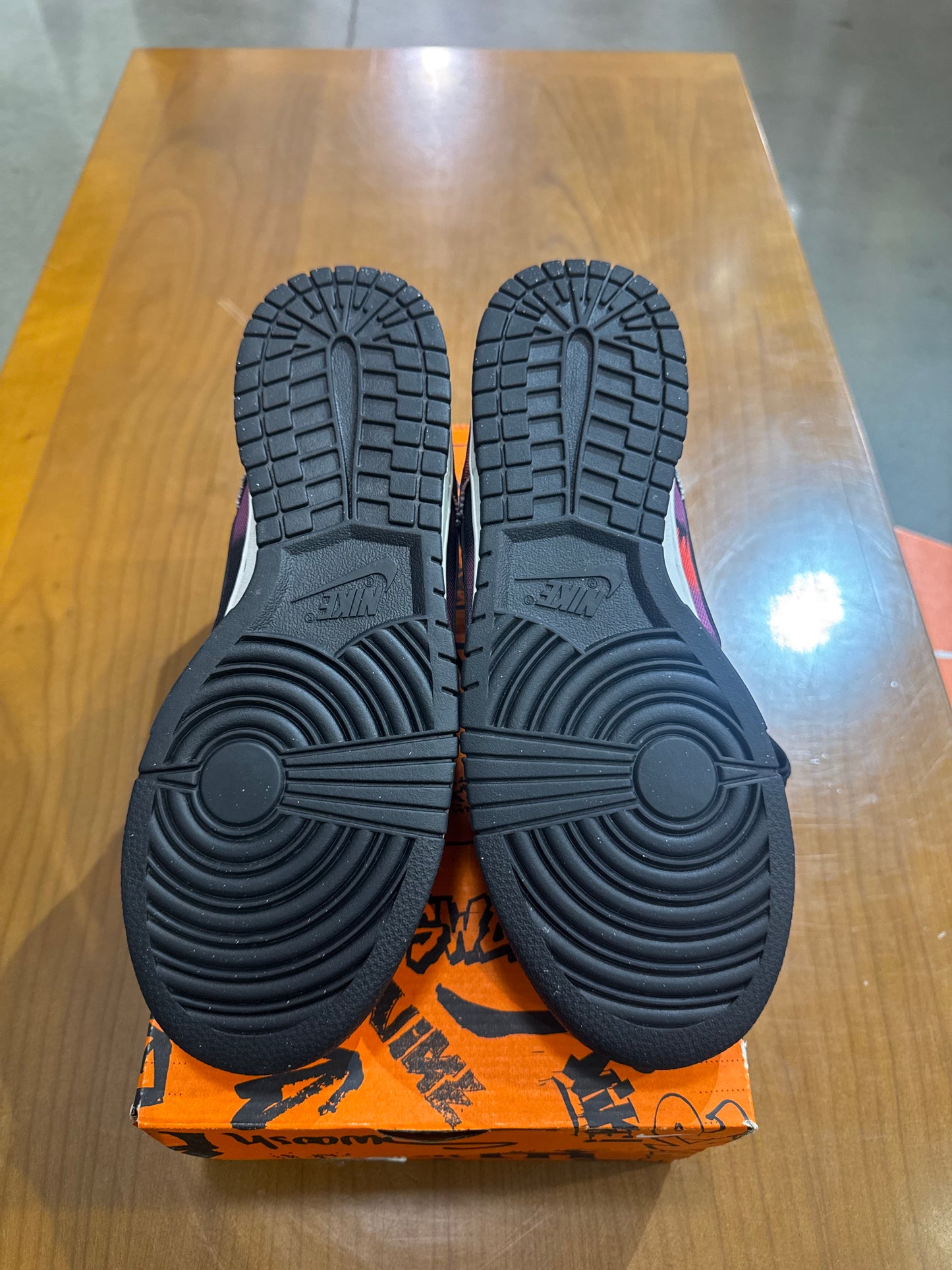 Preowned Nike Dunk Low Graffiti Pink