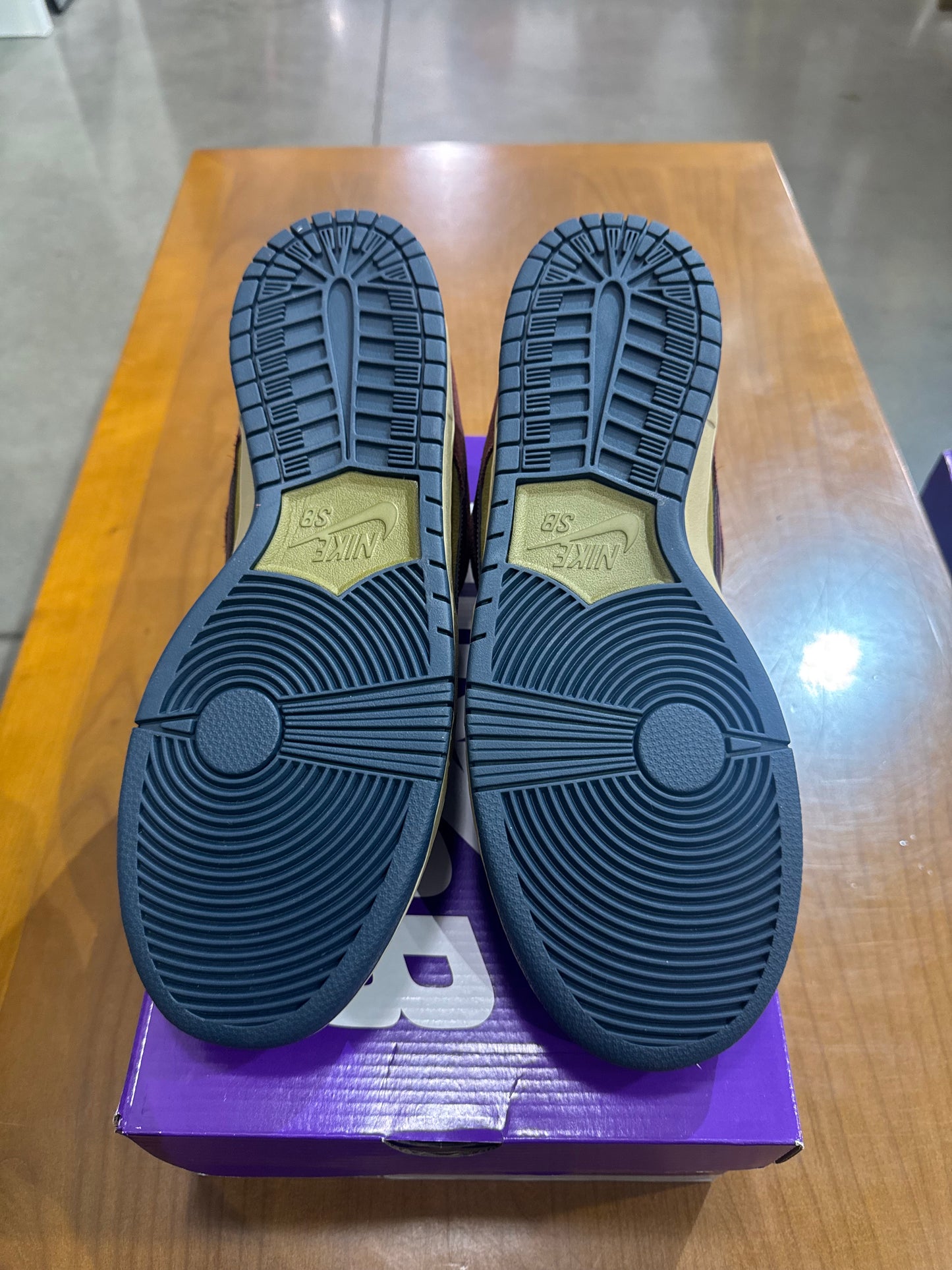 Nike SB Dunk Low Dark Team Red Olive Flak