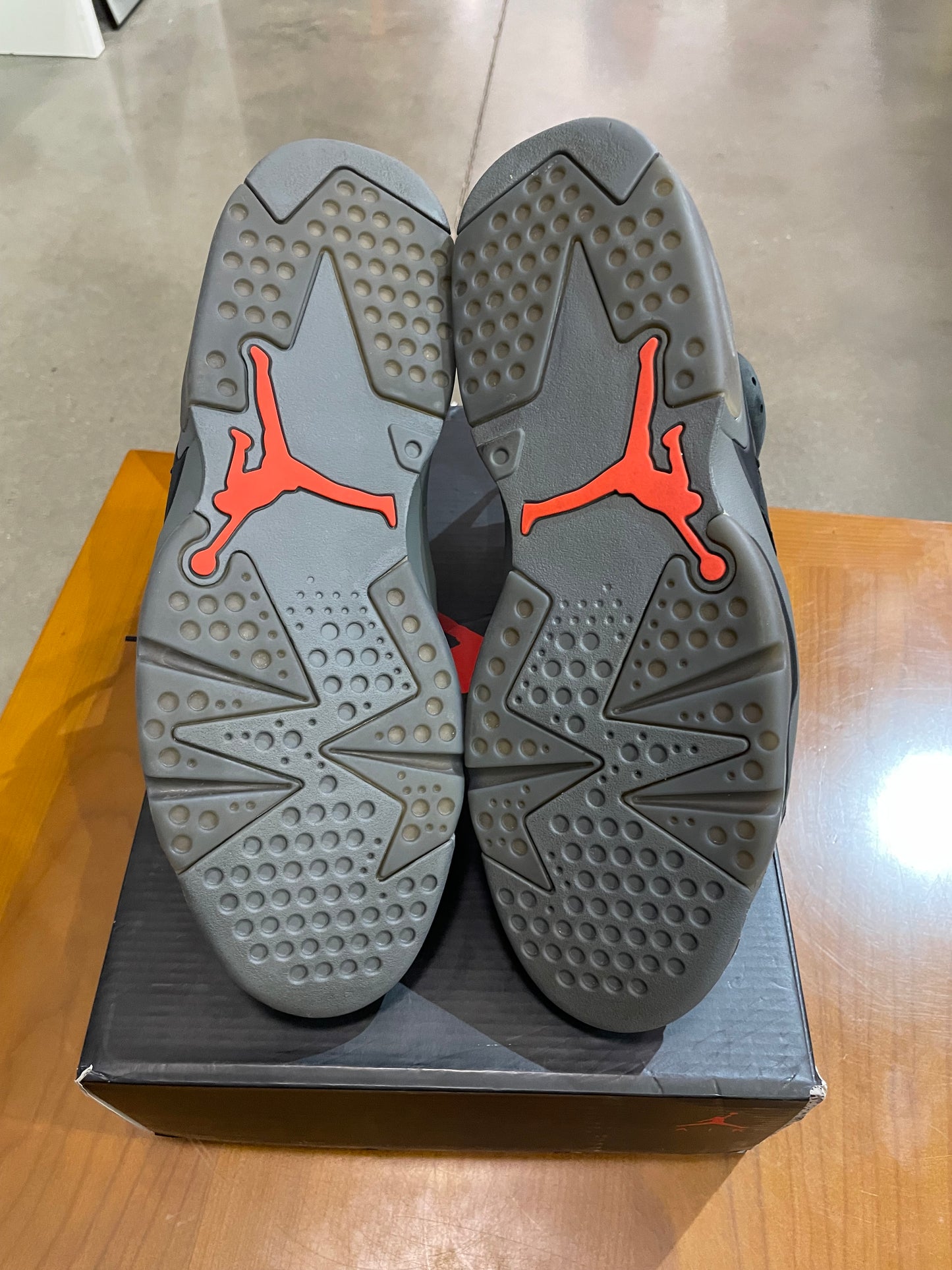 Preowned Air Jordan 6 PSG Paris Saint-Germain