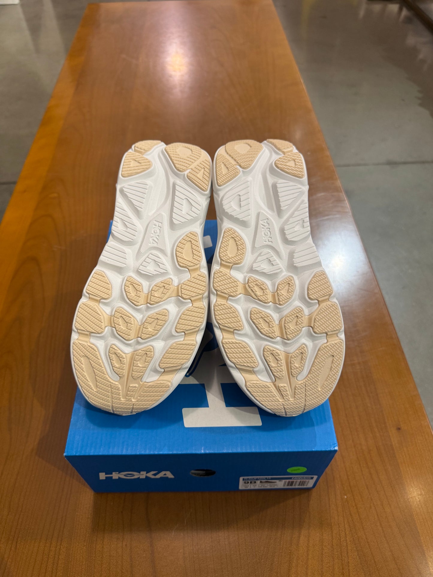 Hoka One One Clifton 10 Black Rose Gold