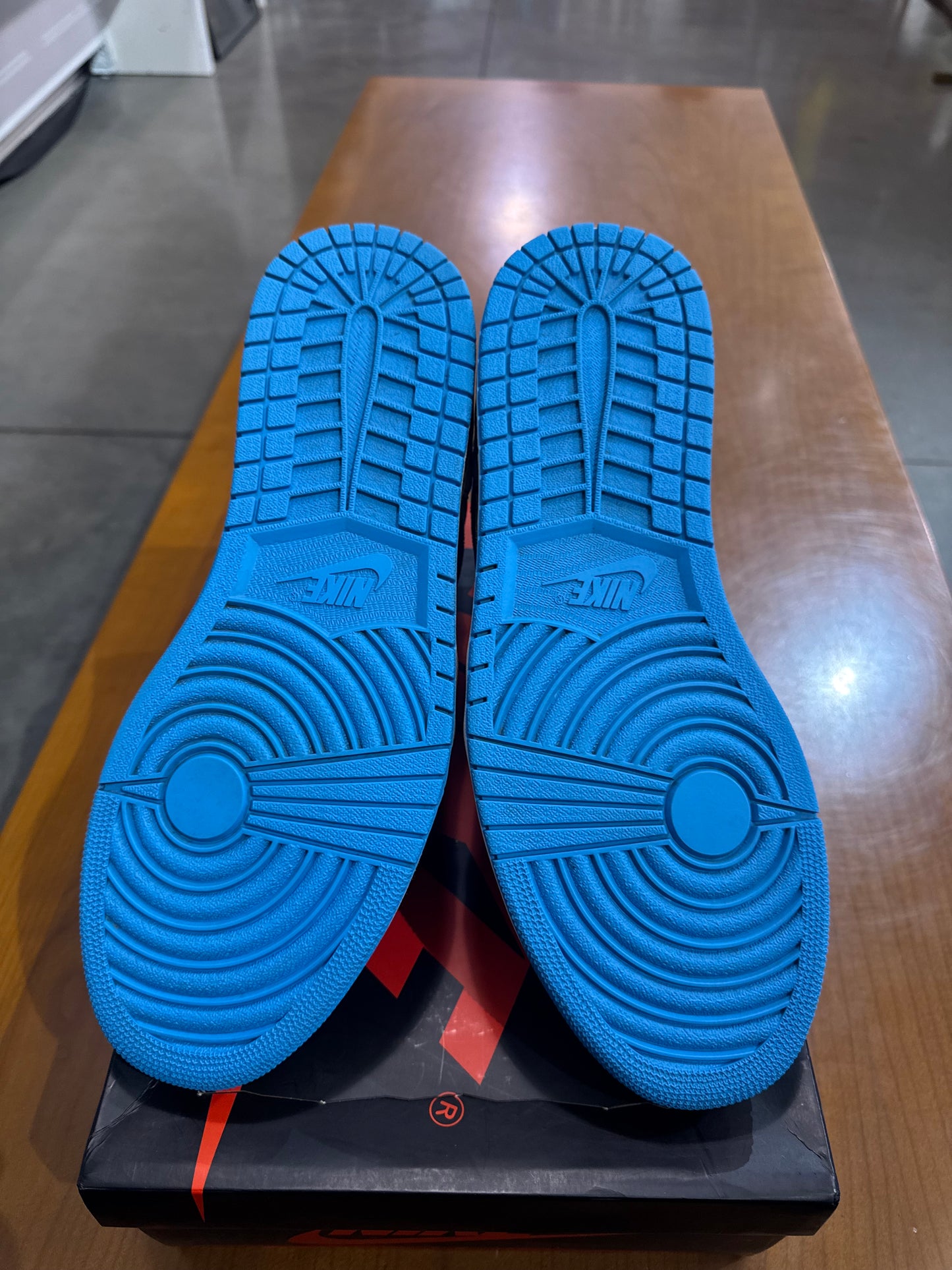 Preowned Off White Air Jordan 1 UNC