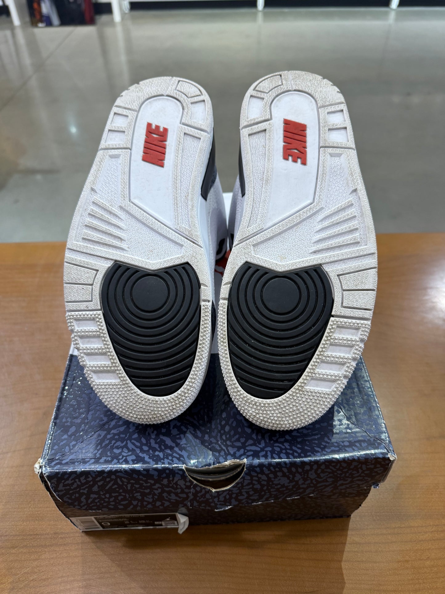 Preowned Air Jordan 3 SE Fire Red Denim