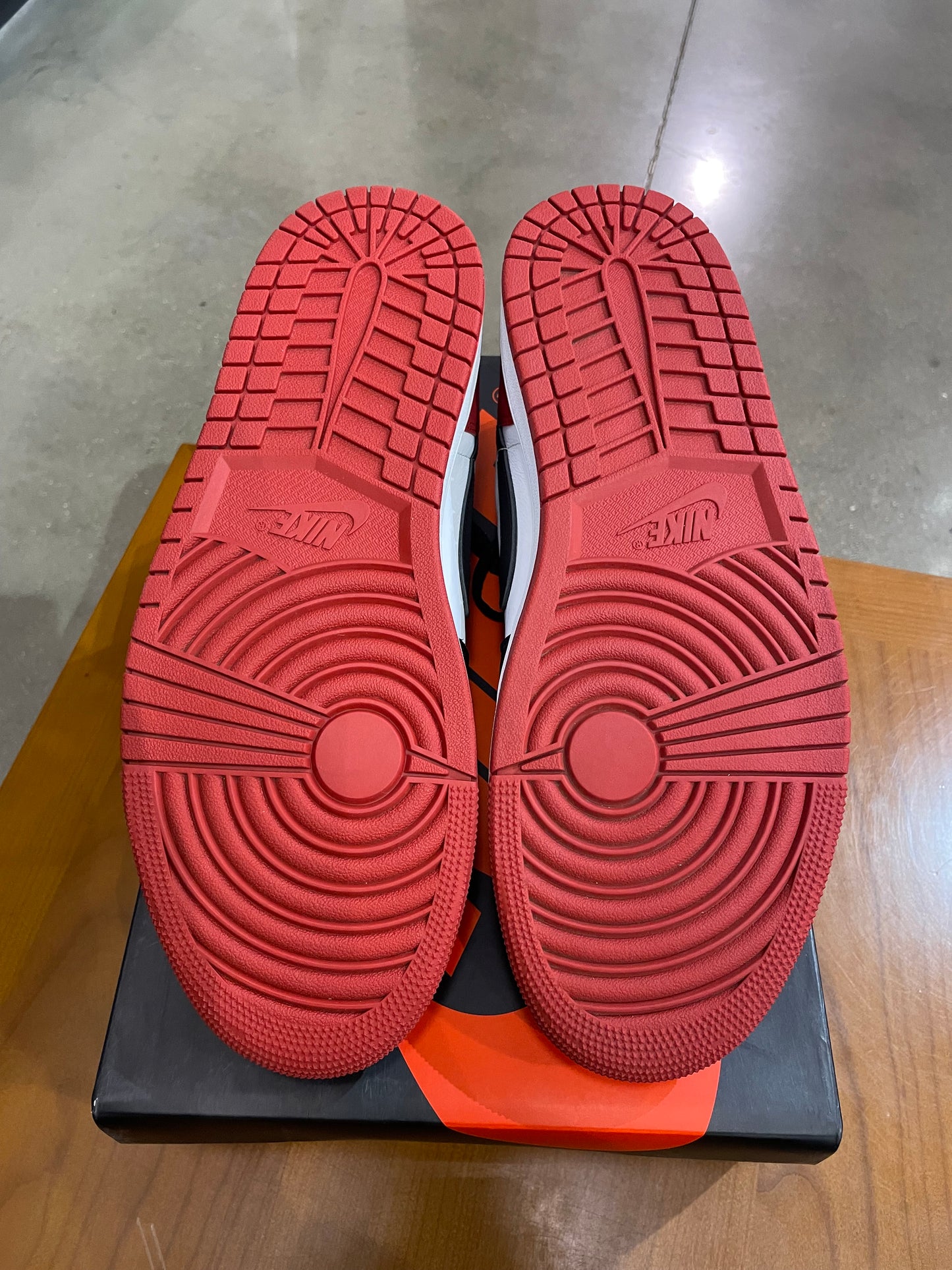 Preowned Air Jordan 1 Low Black Toe