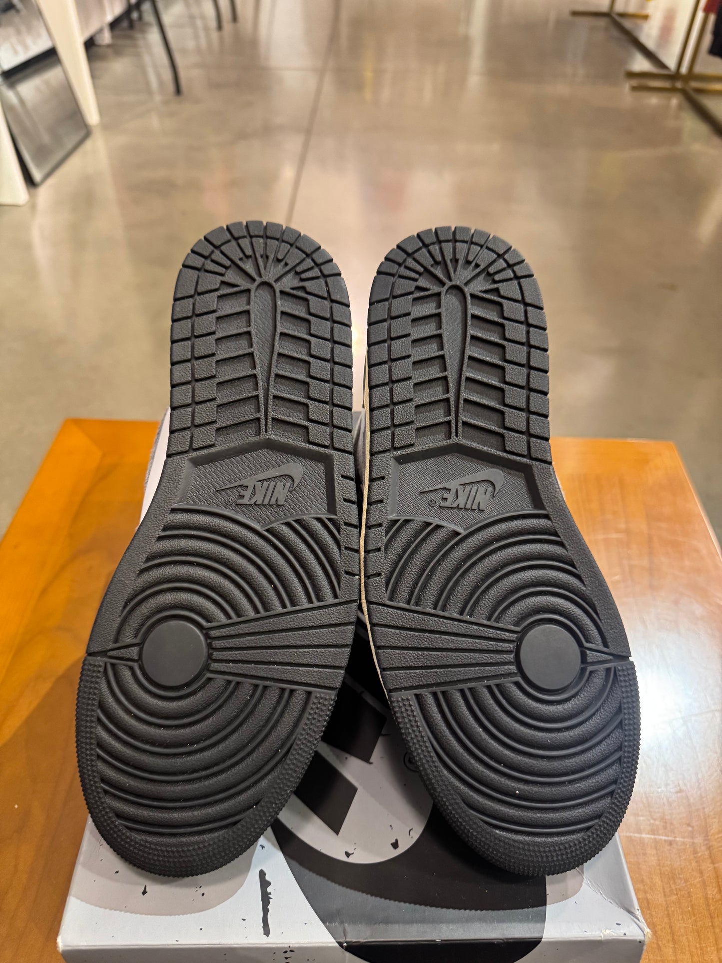 Preowned Air Jordan 1 Washed Black