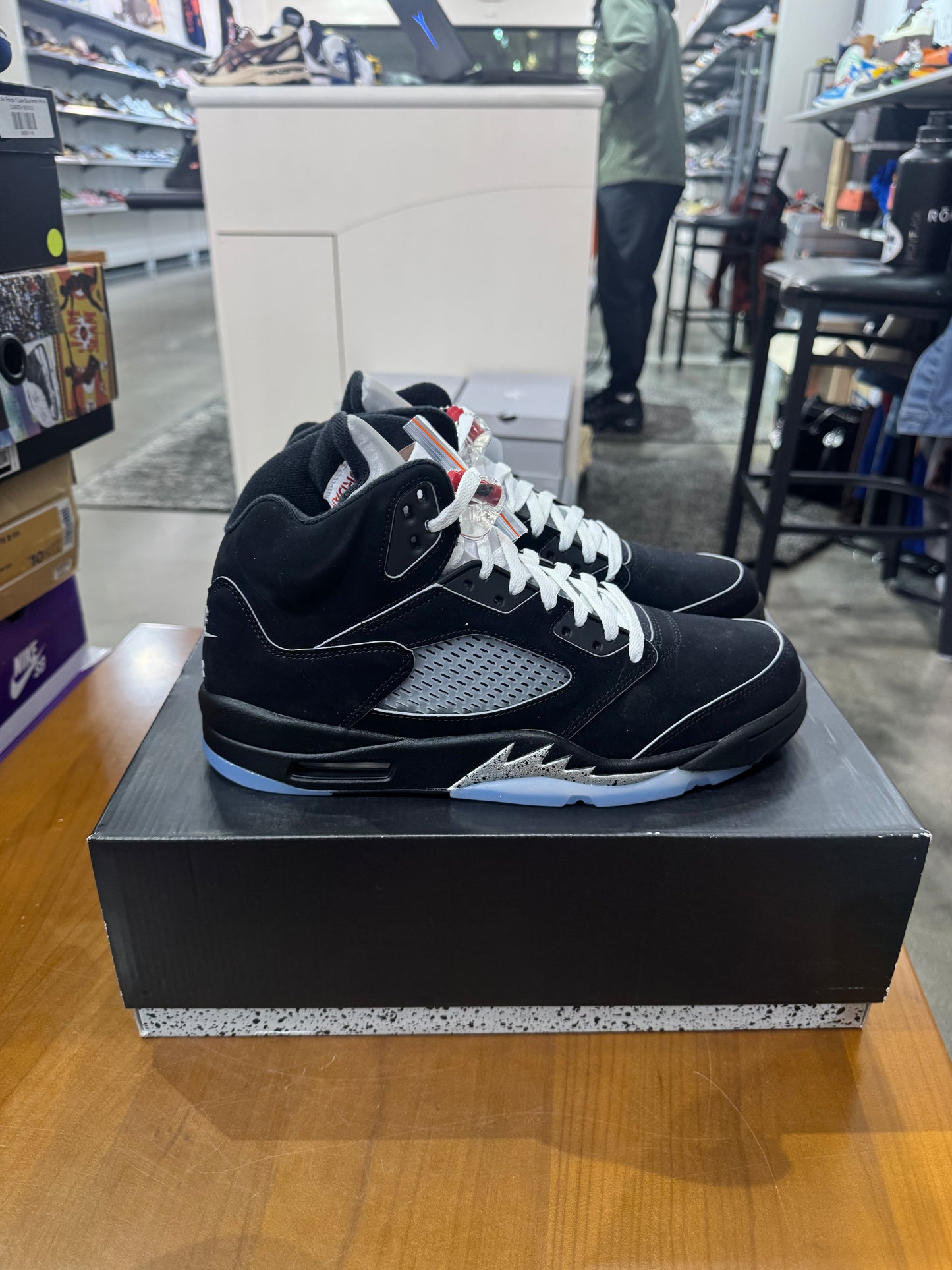 Air Jordan 5 Black Metallic Reimagined